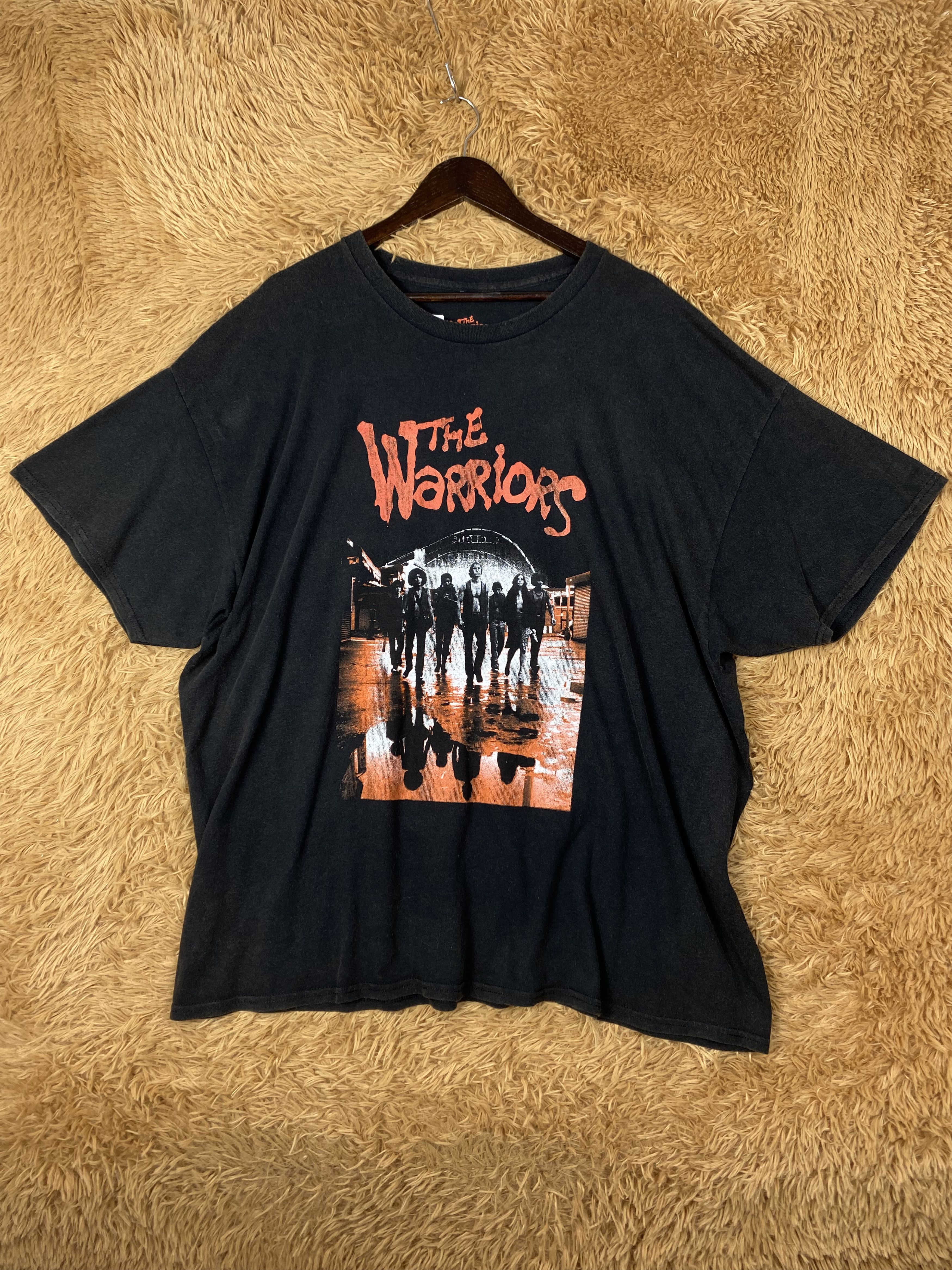 Band Tees Vintage The Warriors Shorts Sleeve T-Shirts Size US XXL / EU 58 / 5 - 1 Thumbnail