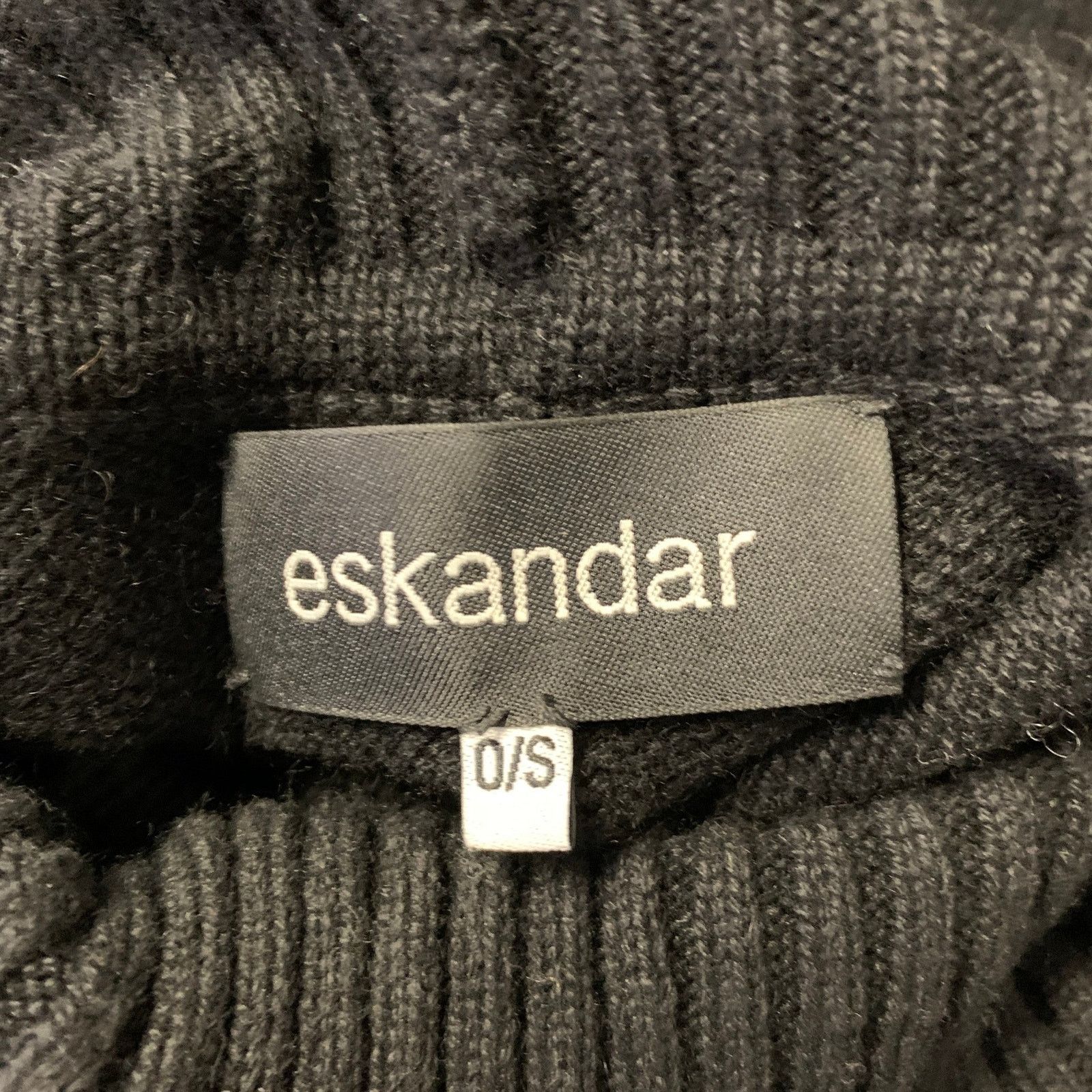 eskandar ESKANDAR Size M Black Cashmere Oversized Turtleneck Sweater Size ONE SIZE - 4 Thumbnail