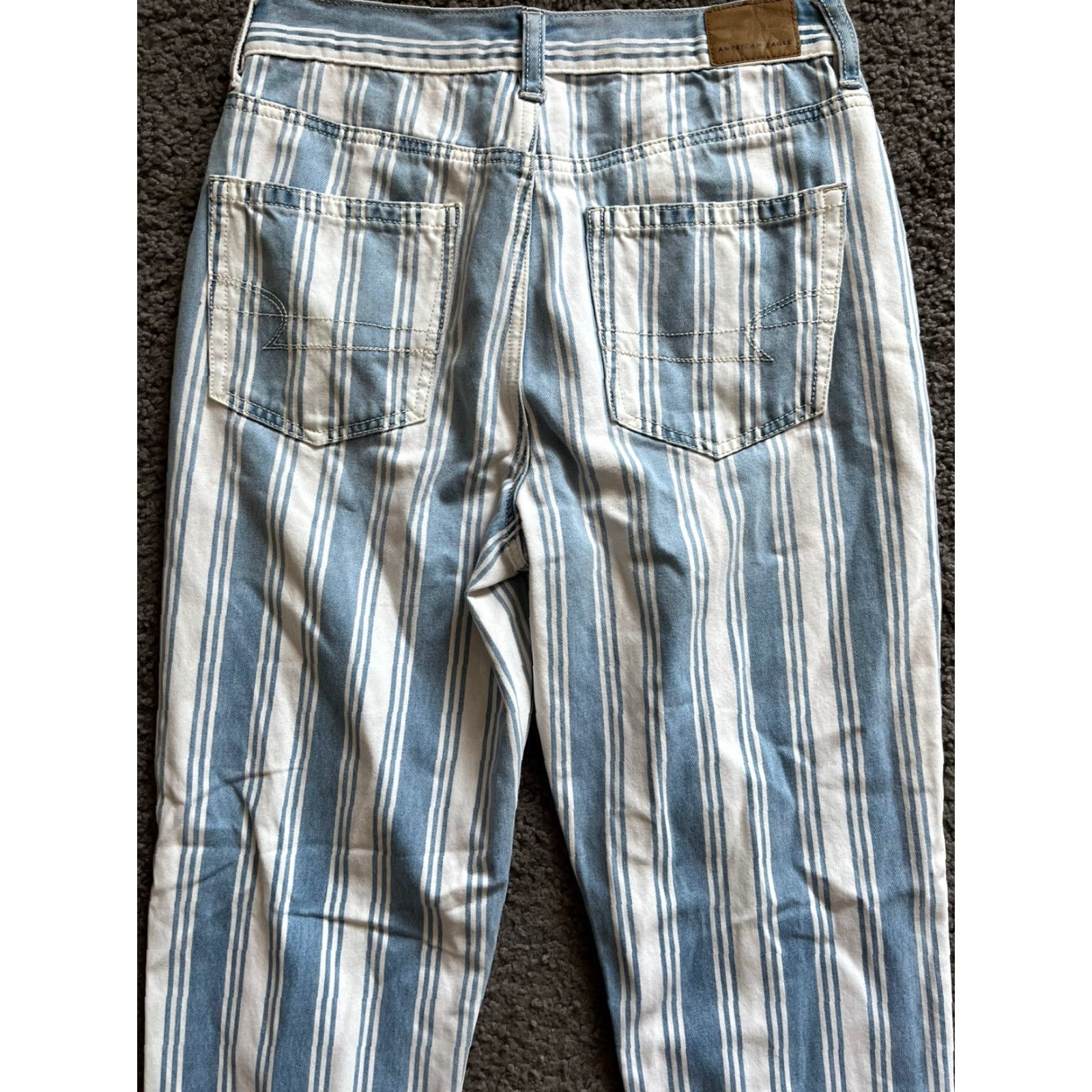 American Eagle Outfitters American Eagle Mom Jeans High Rise Pin Stripe Womens Sz 2 Light Wash 100% Cotton Jeans Vintage No Size 26" / US 2 / IT 38 - 2 Thumbnail