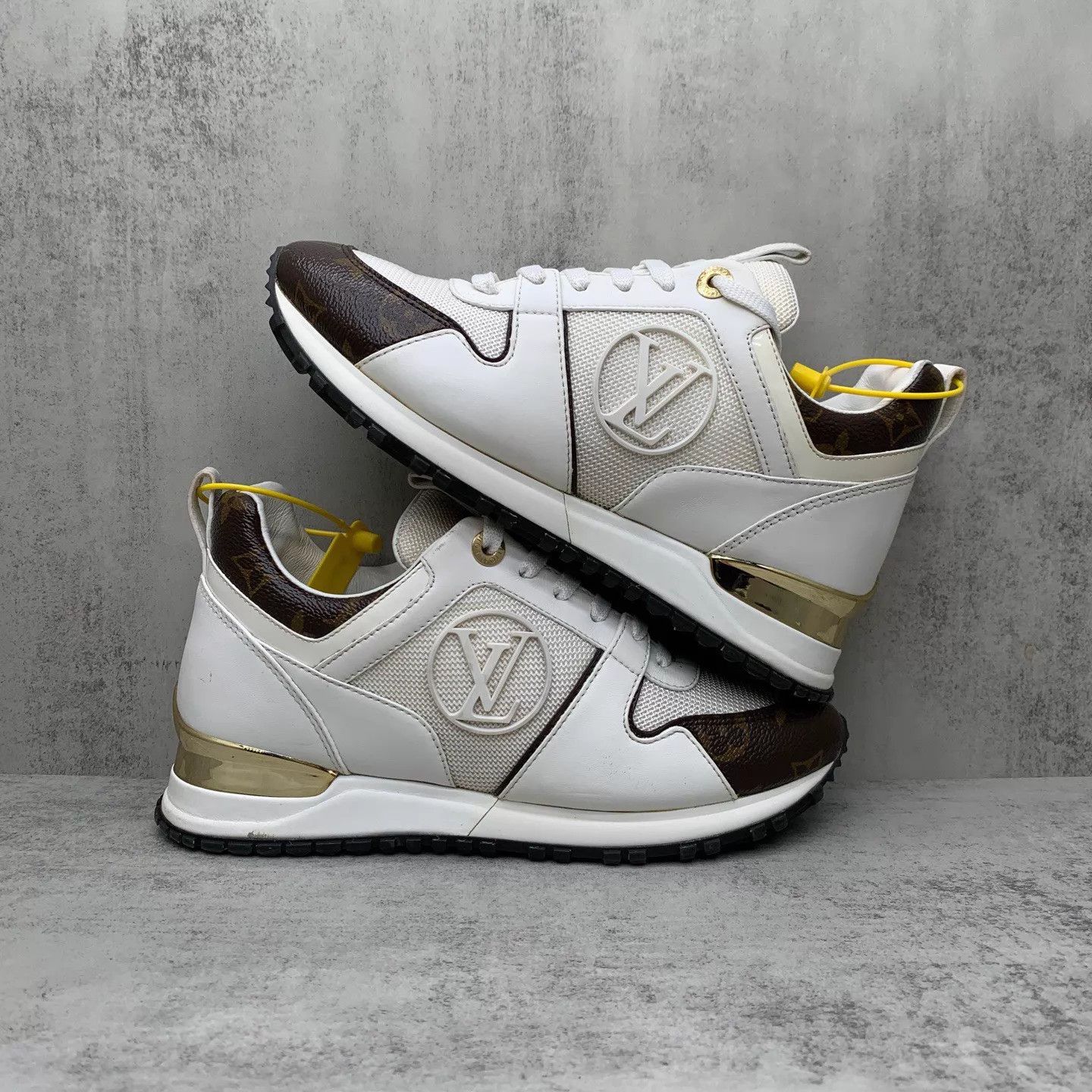 Louis Vuitton LV Run Away White Monogram Sneakers 36 98 New 13883 Size US 5.5 / IT 35.5 - 2 Thumbnail