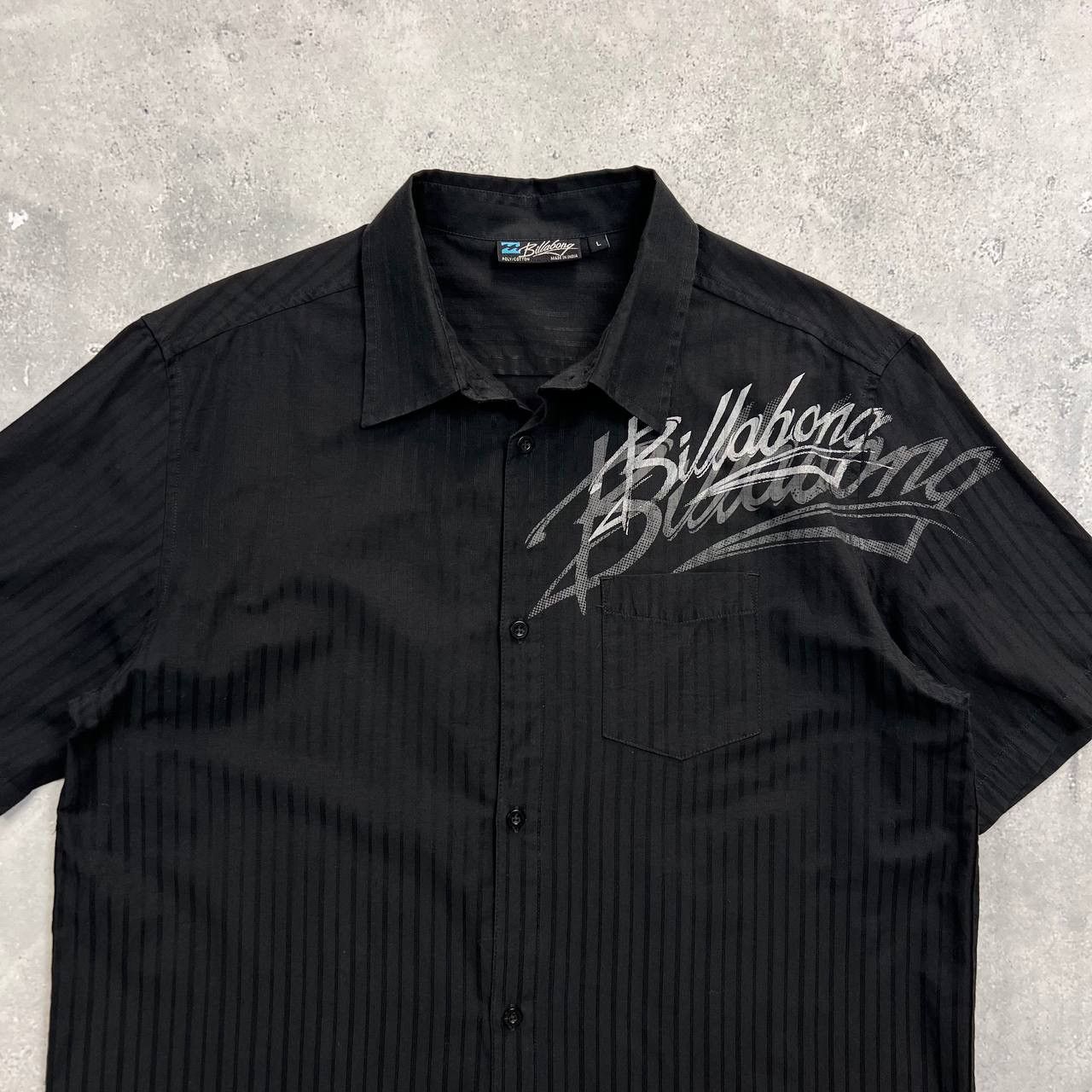 Billabong Vintage 2000s Billabong Surf SS Button-Up Collar Shirt Black Size US L / EU 52-54 / 3 - 2 Thumbnail
