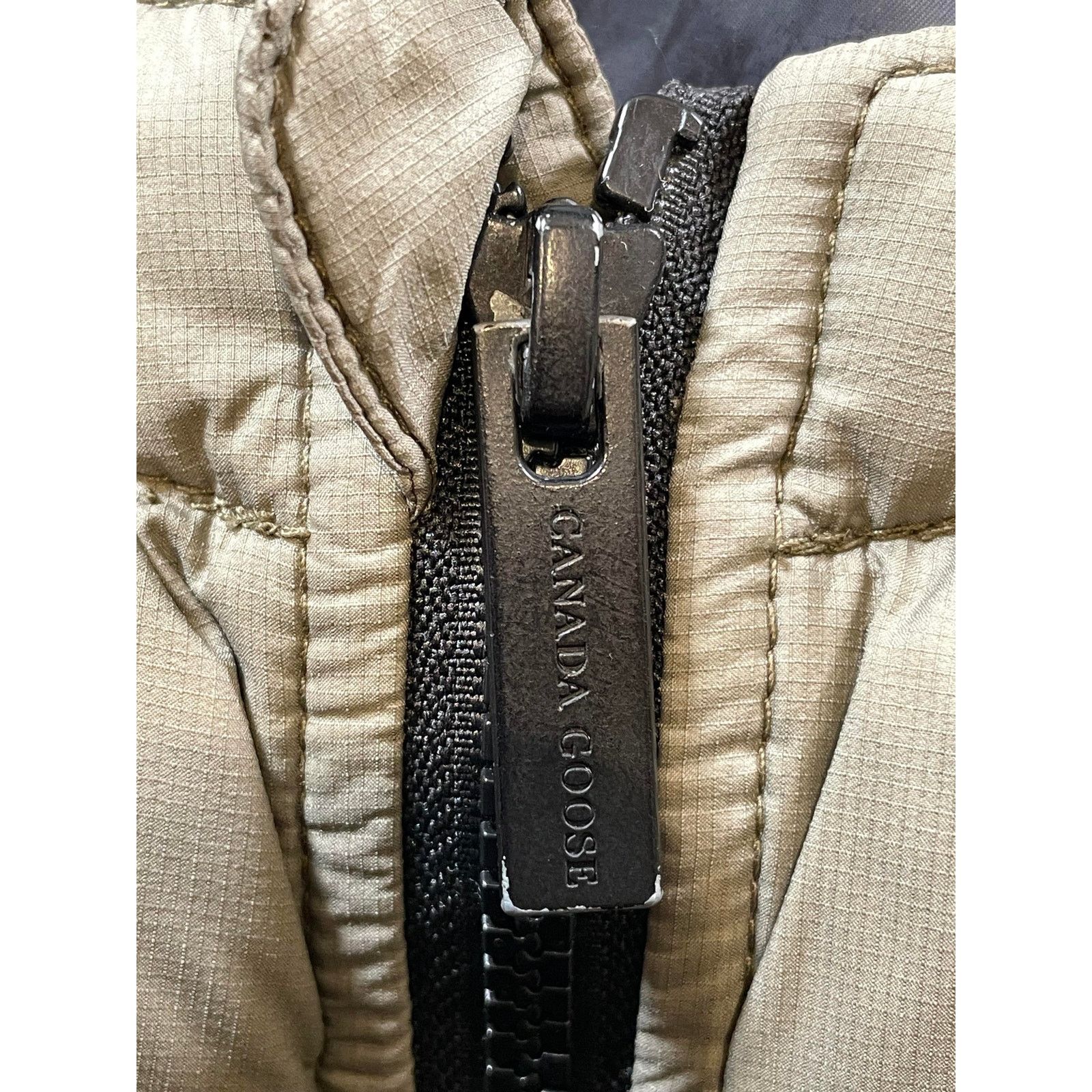 Canada Goose Canada Goose Olive Capri Puffer Jacket Size US L / EU 52-54 / 3 - 6 Thumbnail