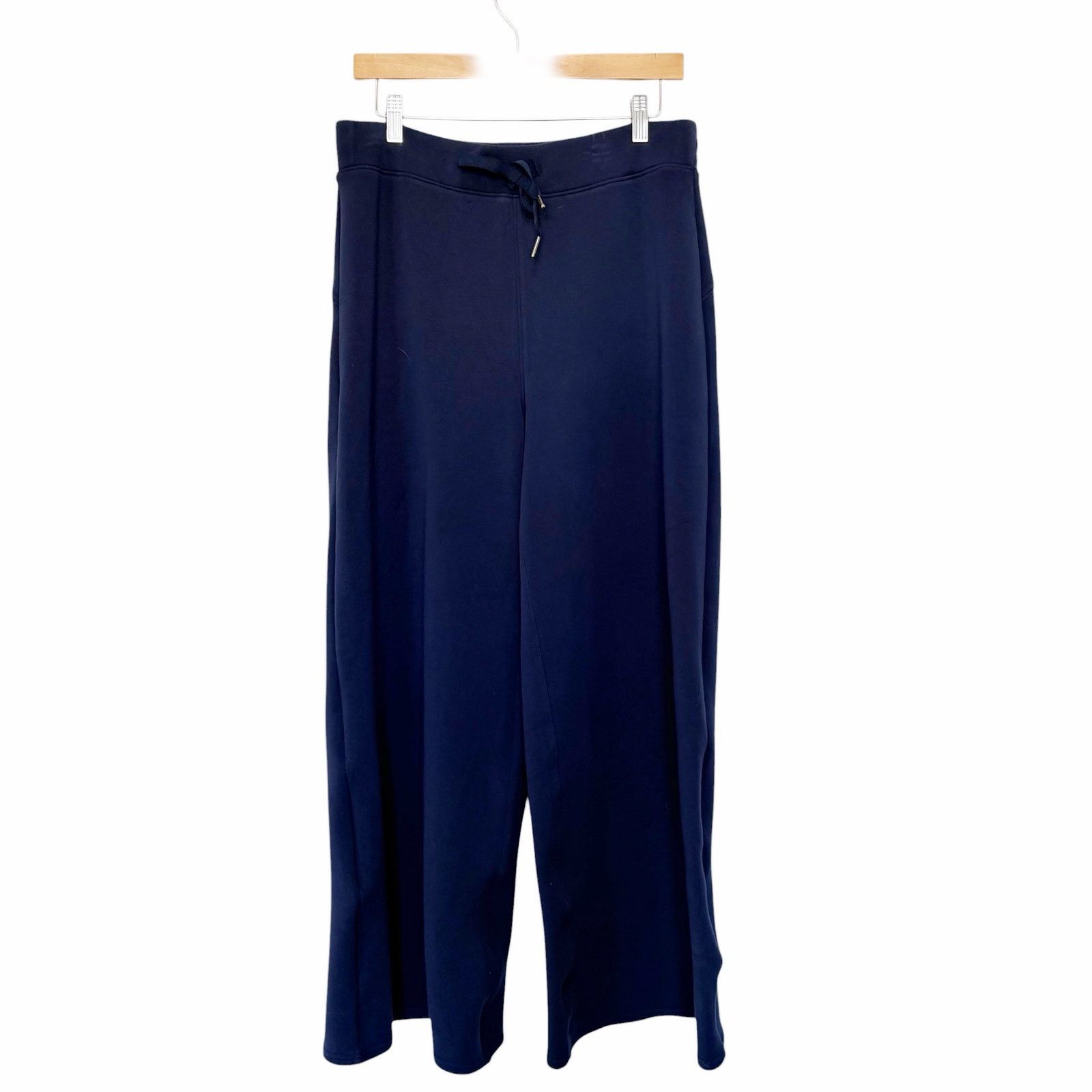 Spanx Spanx Navy Blue Air Essentials Wide Leg Sweatpants Sz XL Size 30" / US 8 / IT 44 - 1 Thumbnail
