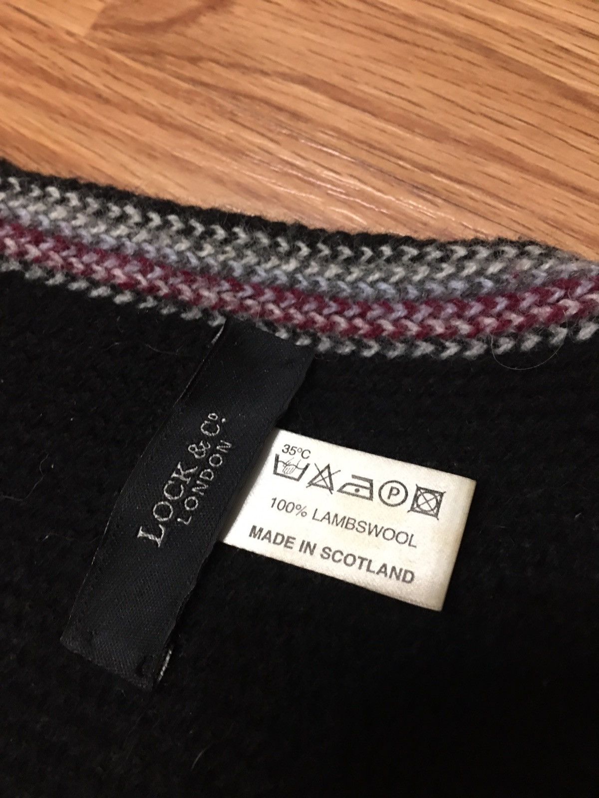 Lock & Co Hatters Lock & Co London Lambswool Black Knit Scotland Scarf Size ONE SIZE - 5 Thumbnail