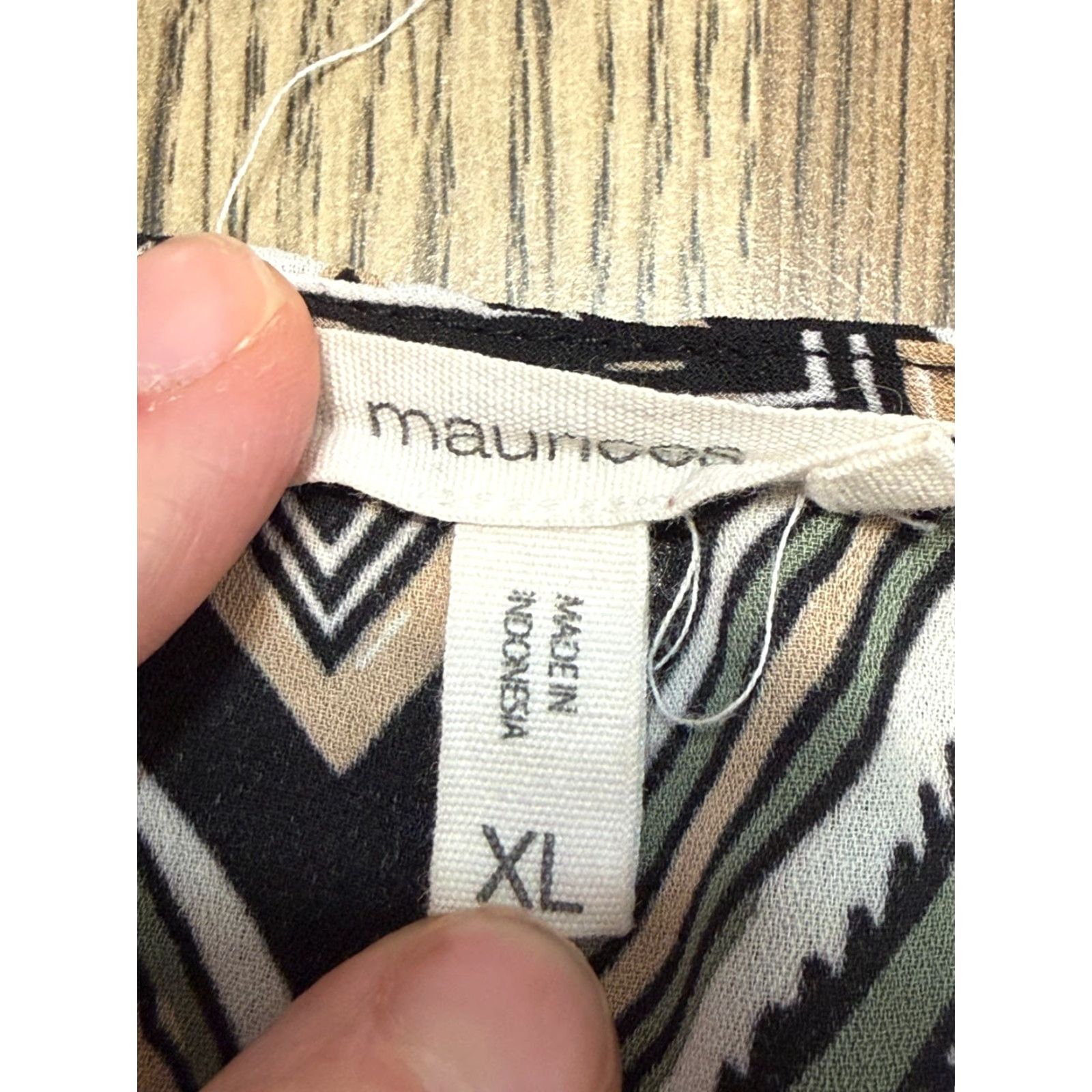 Vintage Maurices Tank Top Women's XL Black Green White Tan Herringbone Print Tank (Regular) Ladies Shirt Casual Summer Spring Fall Size XL / US 12-14 / IT 48-50 - 5 Thumbnail