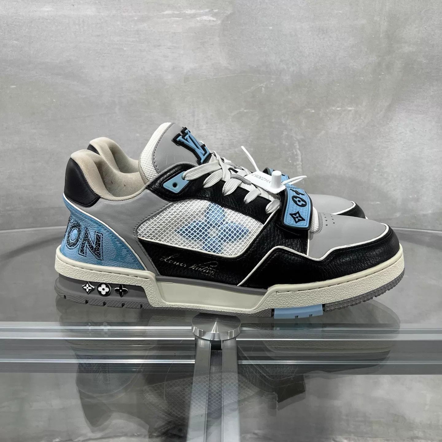 Louis Vuitton LV Trainer Black Blue Velcro UK8/42 Size US 9 / EU 42 - 4 Thumbnail