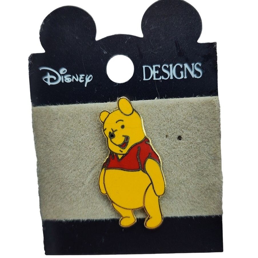 Disney Vintage 90s Winnie the Pooh Enamel Pin Classic NIP Size ONE SIZE - 1 Thumbnail