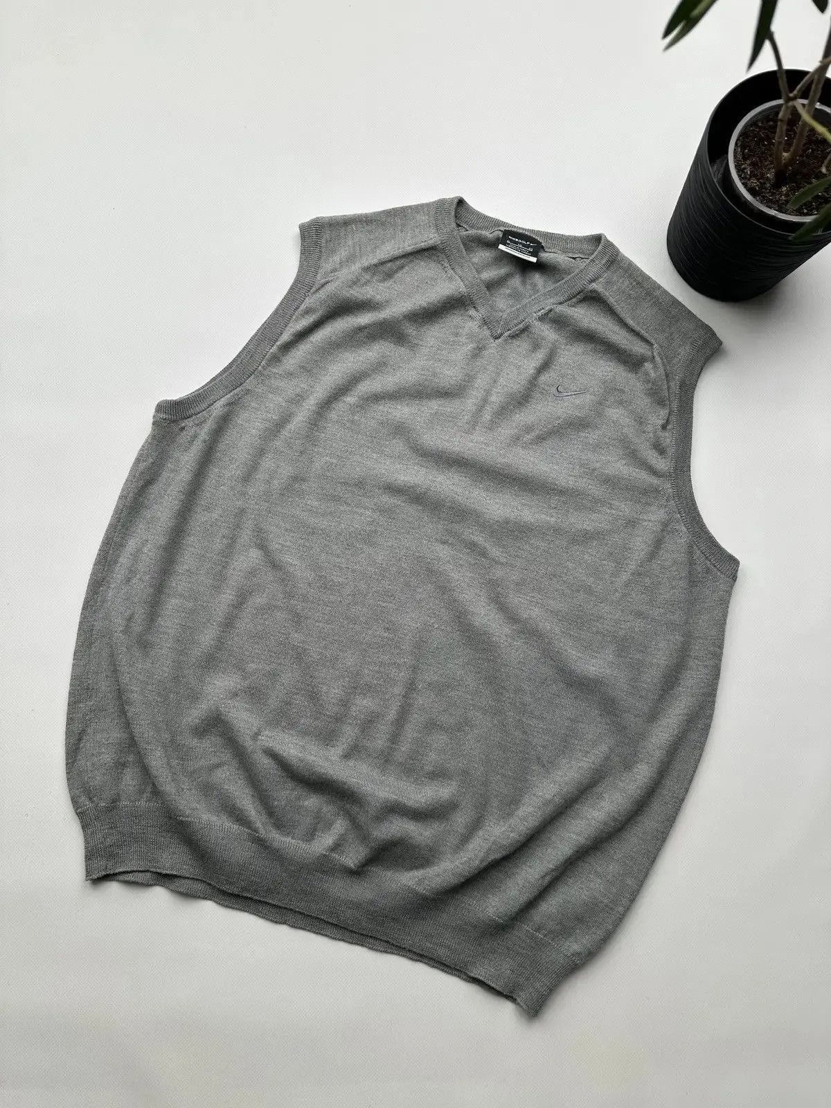 Nike Nike Vintage Wool Vest (492) Size US XL / EU 56 / 4 - 1 Thumbnail
