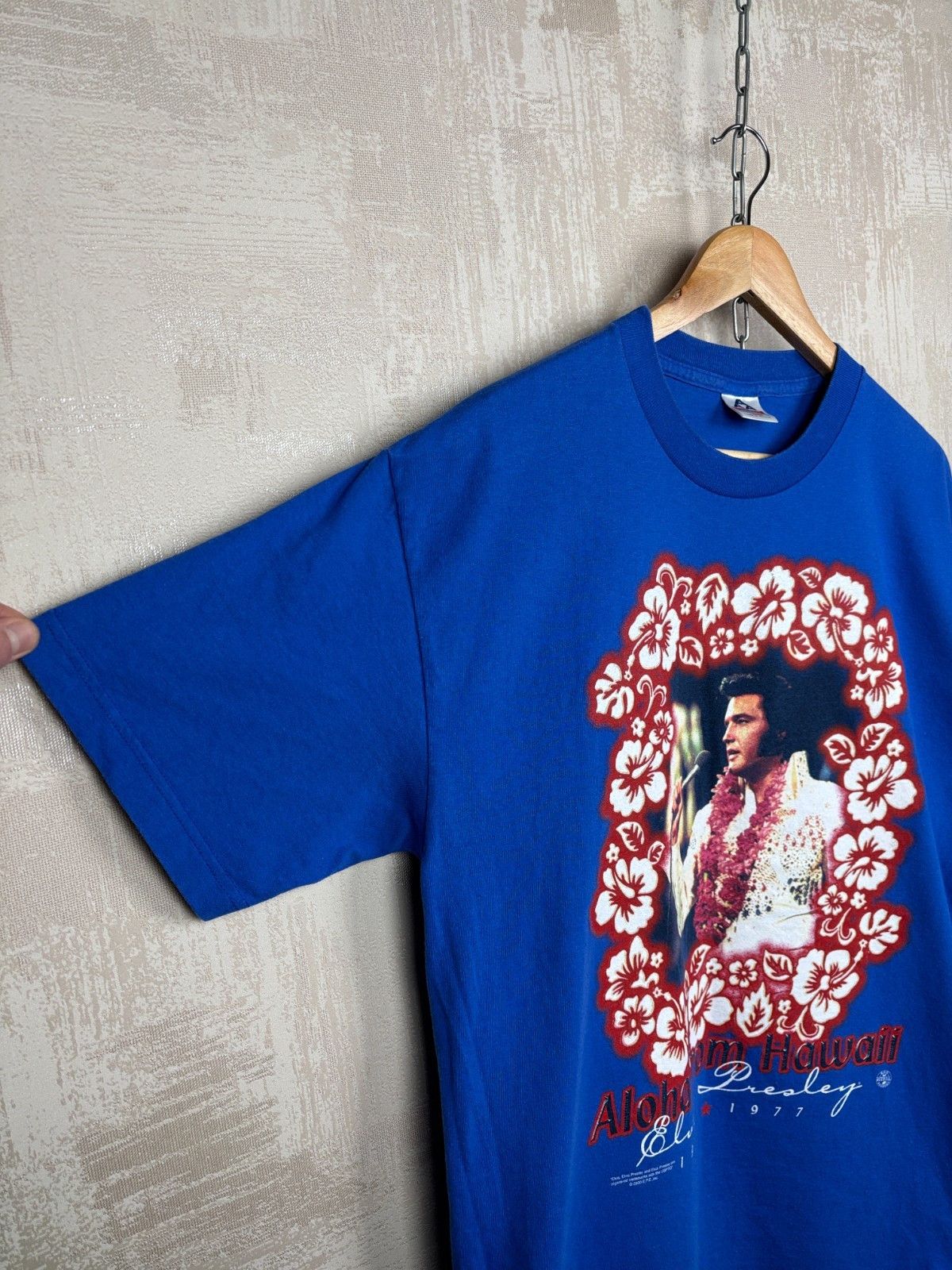 Vintage Vintage Elvis Presley Aloha from Hawaii Ringer T-shirt 00's Size US L / EU 52-54 / 3 - 11 Thumbnail