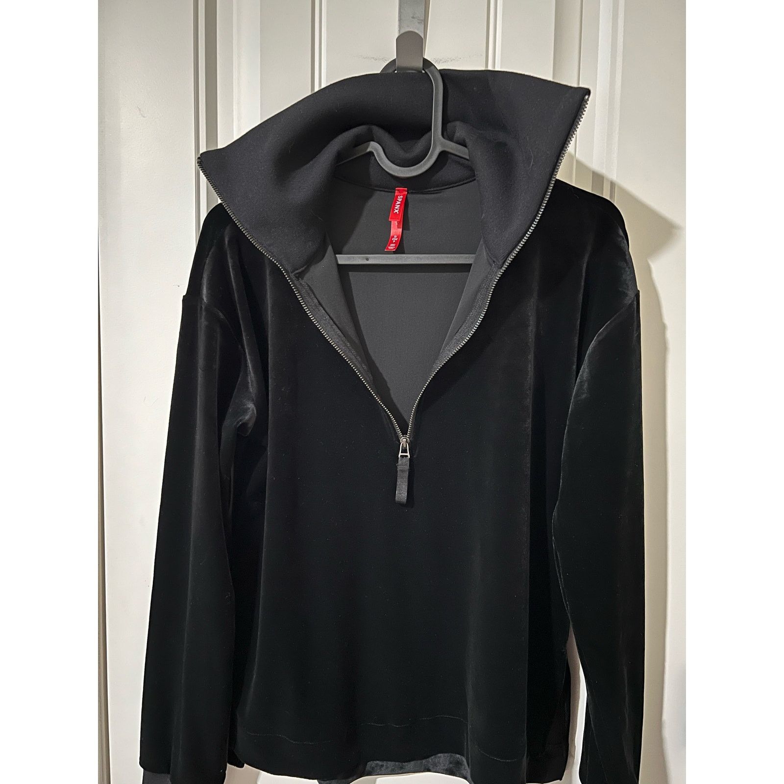 Spanx Plush Velvet Half Zip Top Relaxed Fit Ribbed collar & Cuff Size S / US 4 / IT 40 - 4 Thumbnail