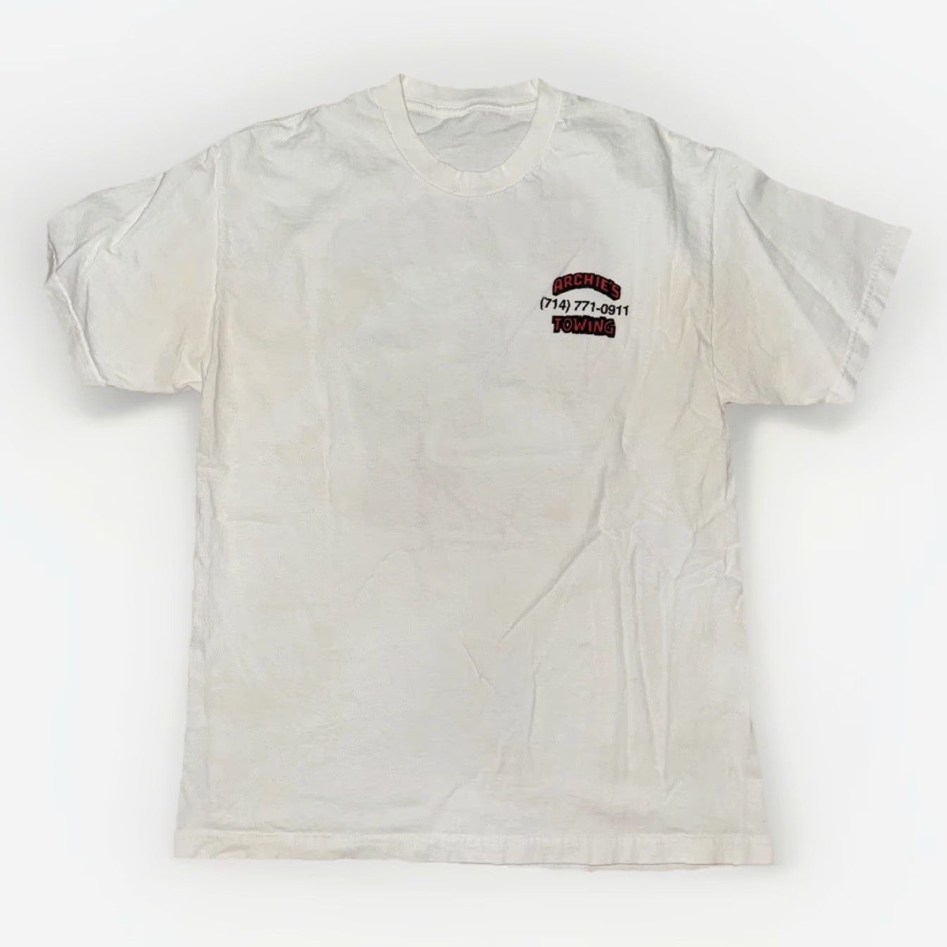 Vintage VINTAGE Archie’s Towing T-Shirt White Large 21x29 T-Shirt Men Calfornia Trucks Artwork 80s 90s OC Size US L / EU 52-54 / 3 - 4 Thumbnail