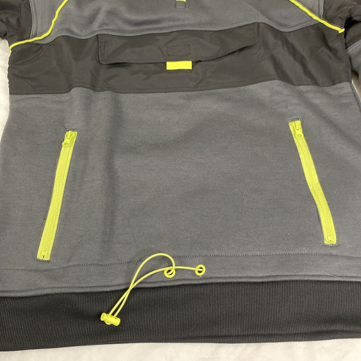 WeSC WESC Pullover Hoodie Jacket Pockets Gray Unisex M/L NWT Size L / US 10 / IT 46 - 14 Thumbnail