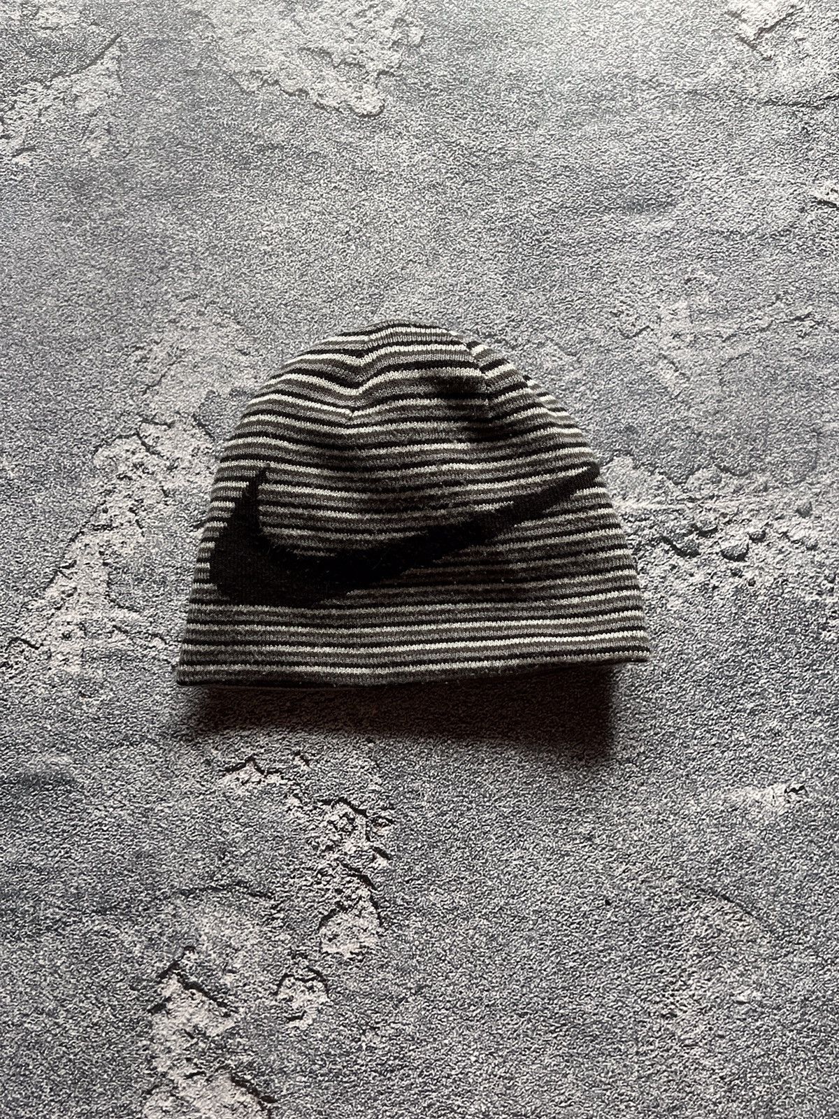 Nike × Vintage Vintage Nike Reversible Beanie Hat Big Swoosh Y2k Size ONE SIZE - 3 Thumbnail