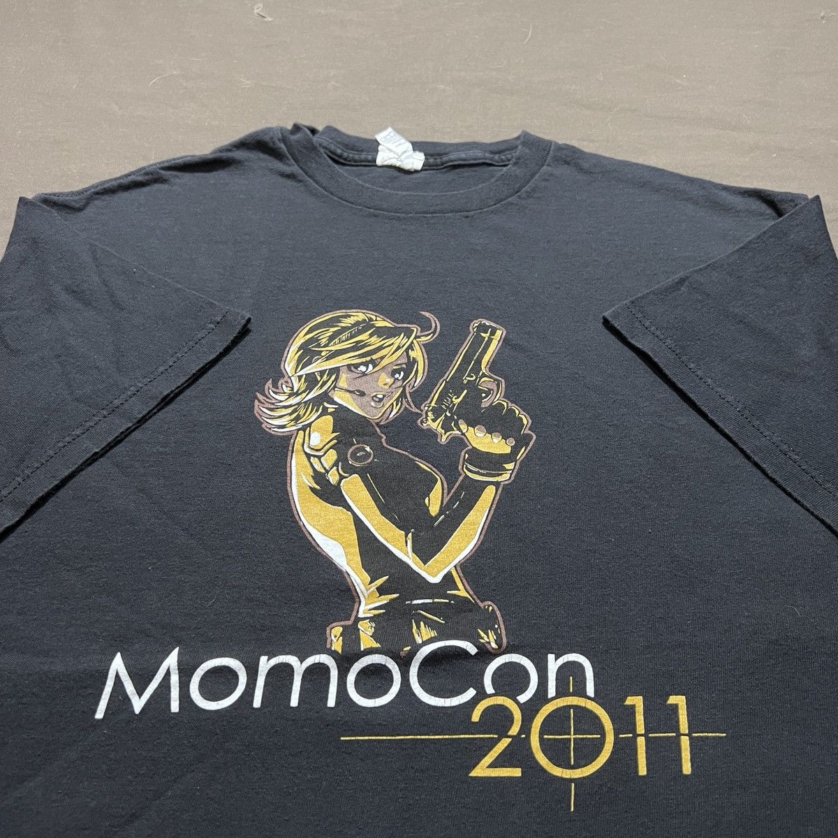 Anime Vintage Y2K MomoCon Anime Promo Tee L Size US L / EU 52-54 / 3 - 1 Thumbnail