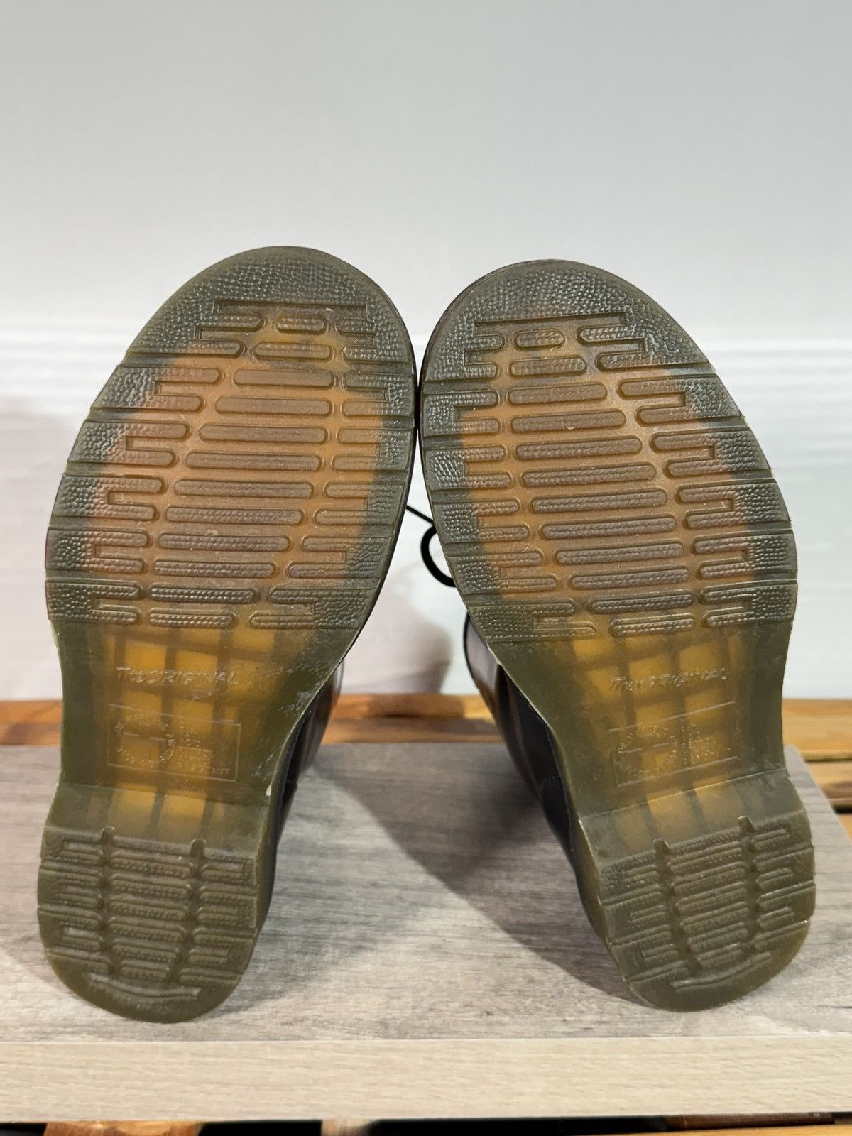Dr. Martens Dr. Martens 11822 Air Wair Combat Boots Men’s 6 Women’s 7 Size US 7 / IT 37 - 12 Thumbnail