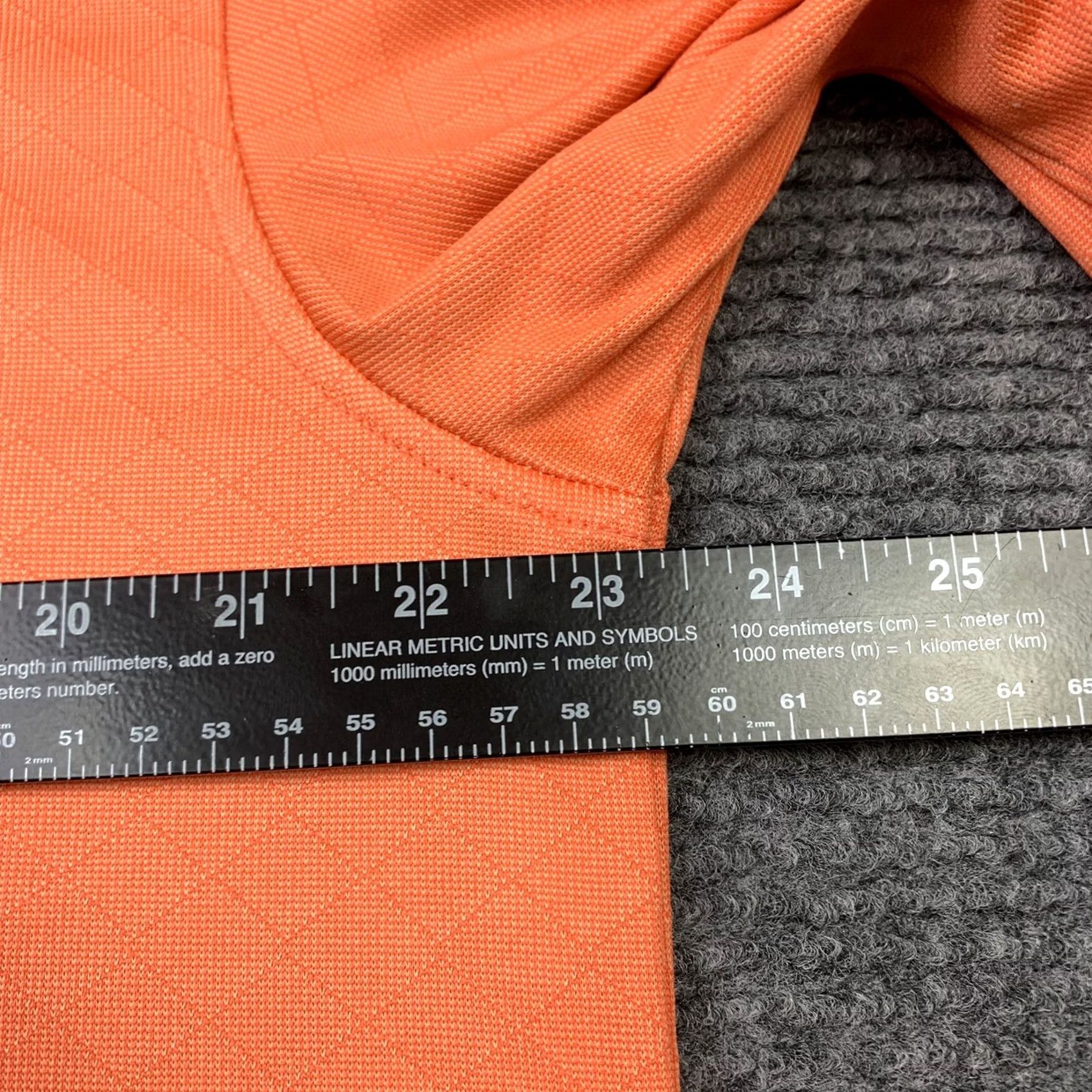 Vintage Kirkland Signature Mens L Orange Diamond Design Performance Polo Shirt Size US L / EU 52-54 / 3 - 6 Thumbnail