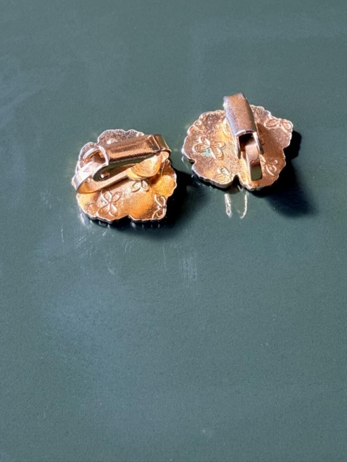 Other Vintage Blue Cloisonné Flower Clip Earrings Size ONE SIZE - 2 Thumbnail