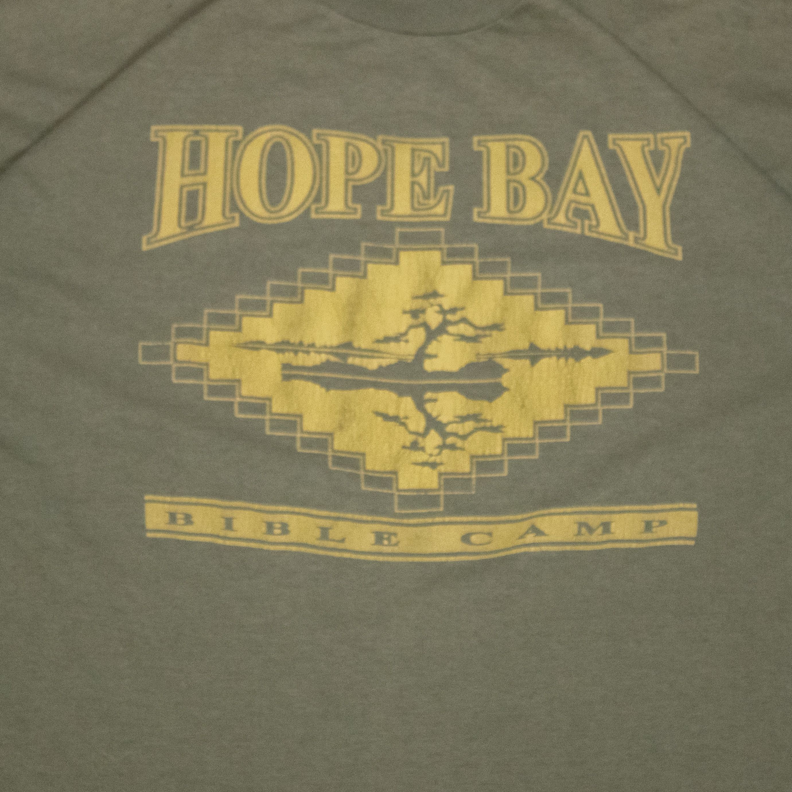 Fruit Of The Loom × Vintage Vintgae 1990s Hope Bay Bible Single Stitch Olive Tee Size US XL / EU 56 / 4 - 4 Thumbnail