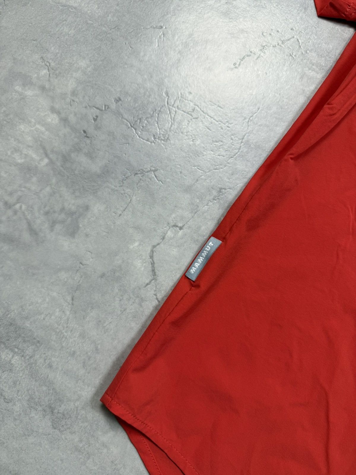 Mammut Mammut Shirt Size S / US 4 / IT 40 - 2 Thumbnail