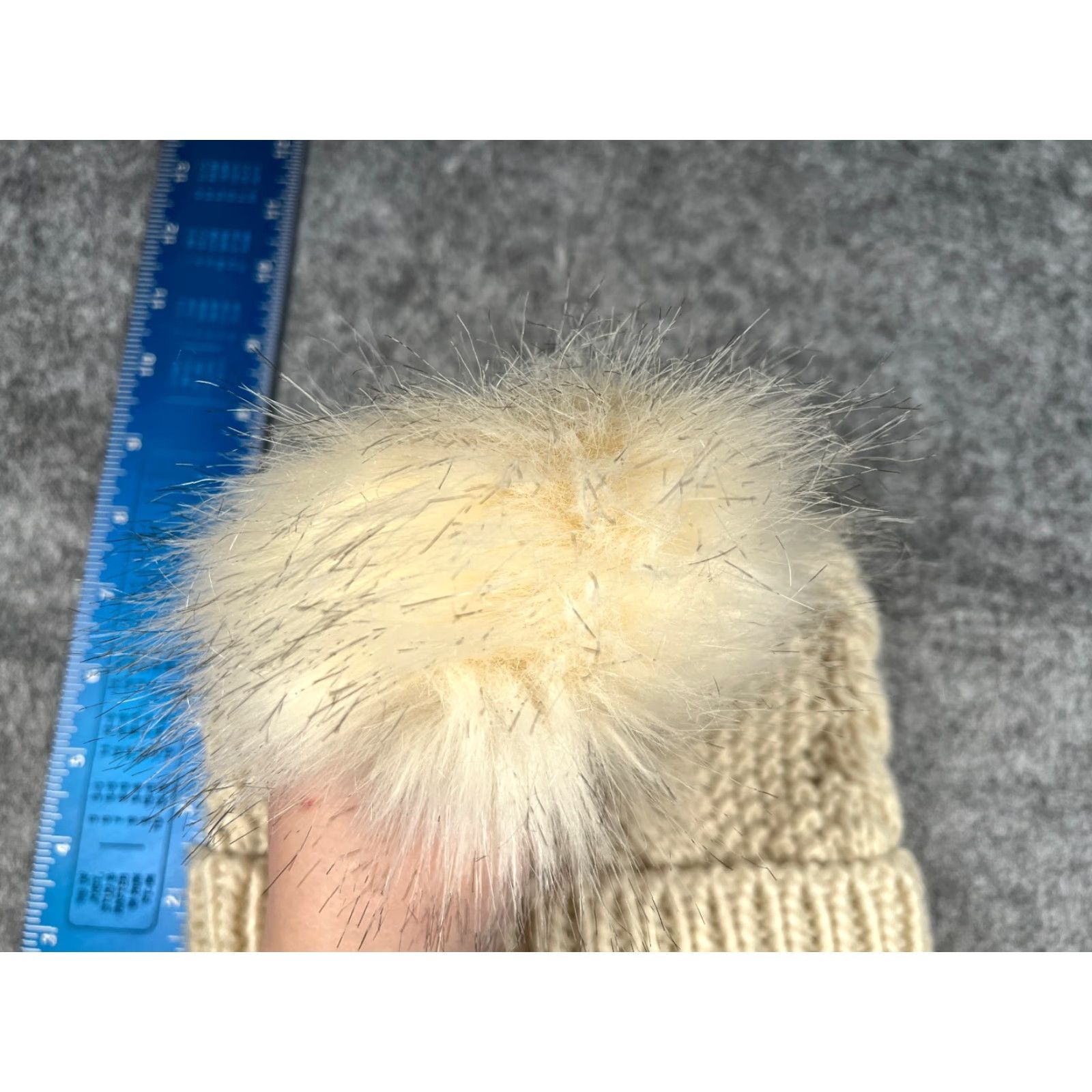 Vintage West Loop Beanie Toque Women One Size Ivory Knit Acrylic Blend Ski Pom NEW Size ONE SIZE - 3 Thumbnail