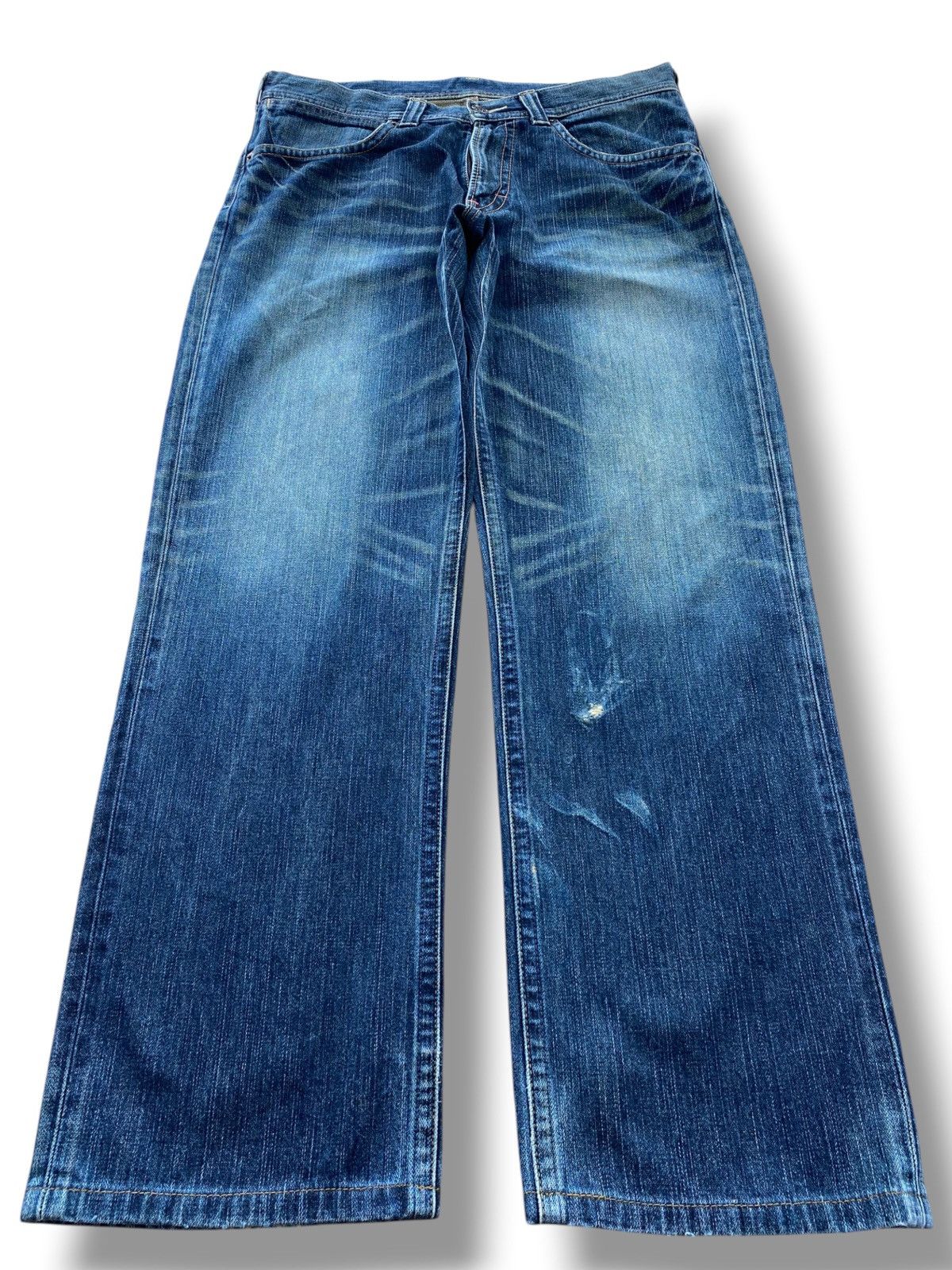 Wrangler Wrangler Faded Blue Wash Whiskered Straight Leg Style Jeans Size US 36 / EU 52 - 1 Thumbnail