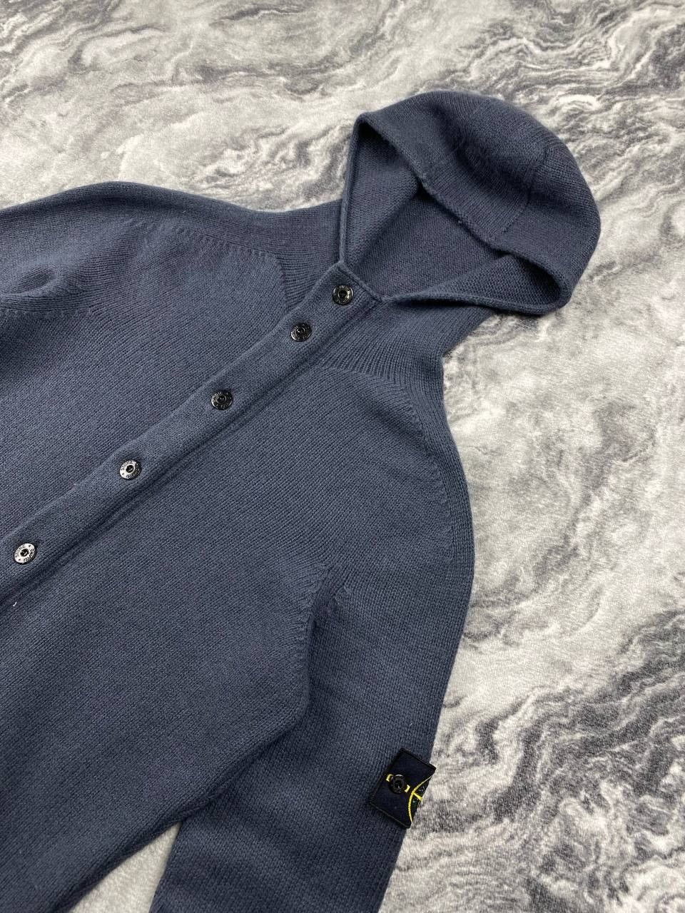 Stone Island Vintage Stone Island Knit Wool Sweater Full Zip Hooded Men Size US L / EU 52-54 / 3 - 2 Thumbnail