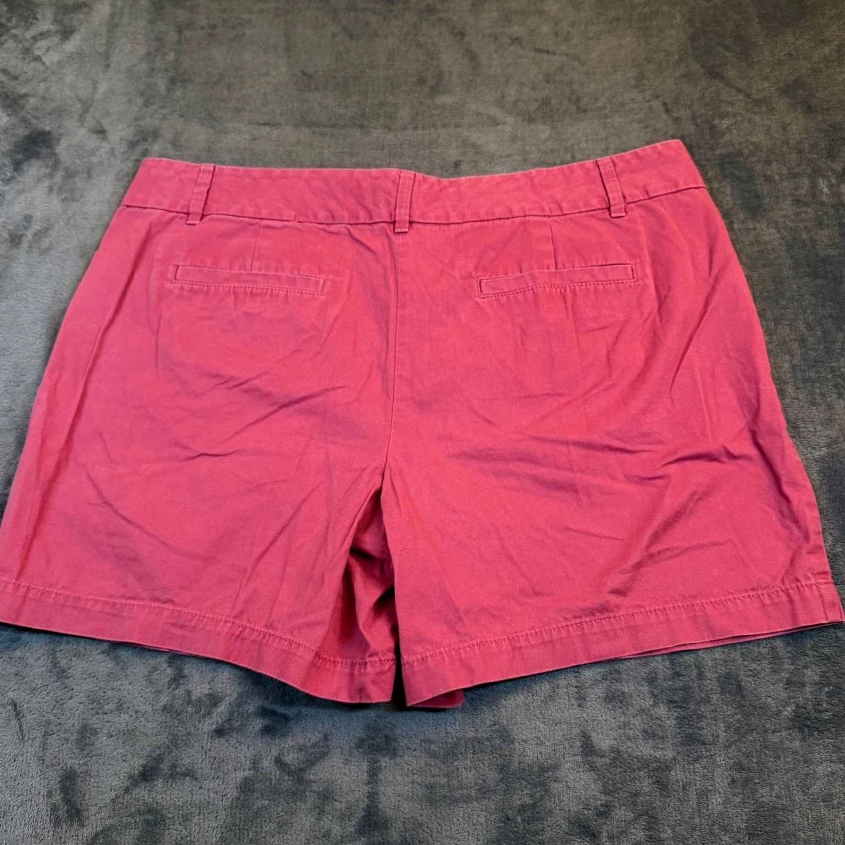 Loft LOFT Ann Taylor Chino Shorts Womens 14 Pink Casual Summer Pockets Cotton Blend Slash Pocket Slant Zip Front Flat Front Regular Rise 6 in Inseam 6 in Size 26" / US 2 / IT 38 - 3 Thumbnail