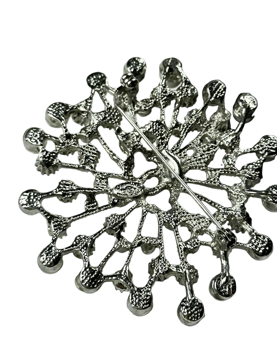 Chanel Chanel Snowball Pearls brooch Size ONE SIZE - 6 Thumbnail