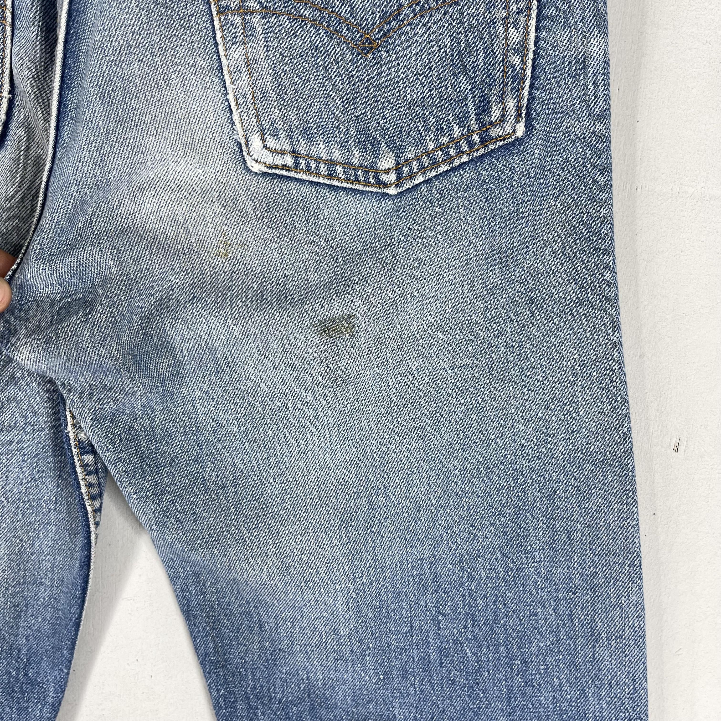 Levi's × Vintage Size 28 Vintage 80s Levis 501 Distressed Medium Wash Jeans Size US 28 / EU 44 - 12 Thumbnail