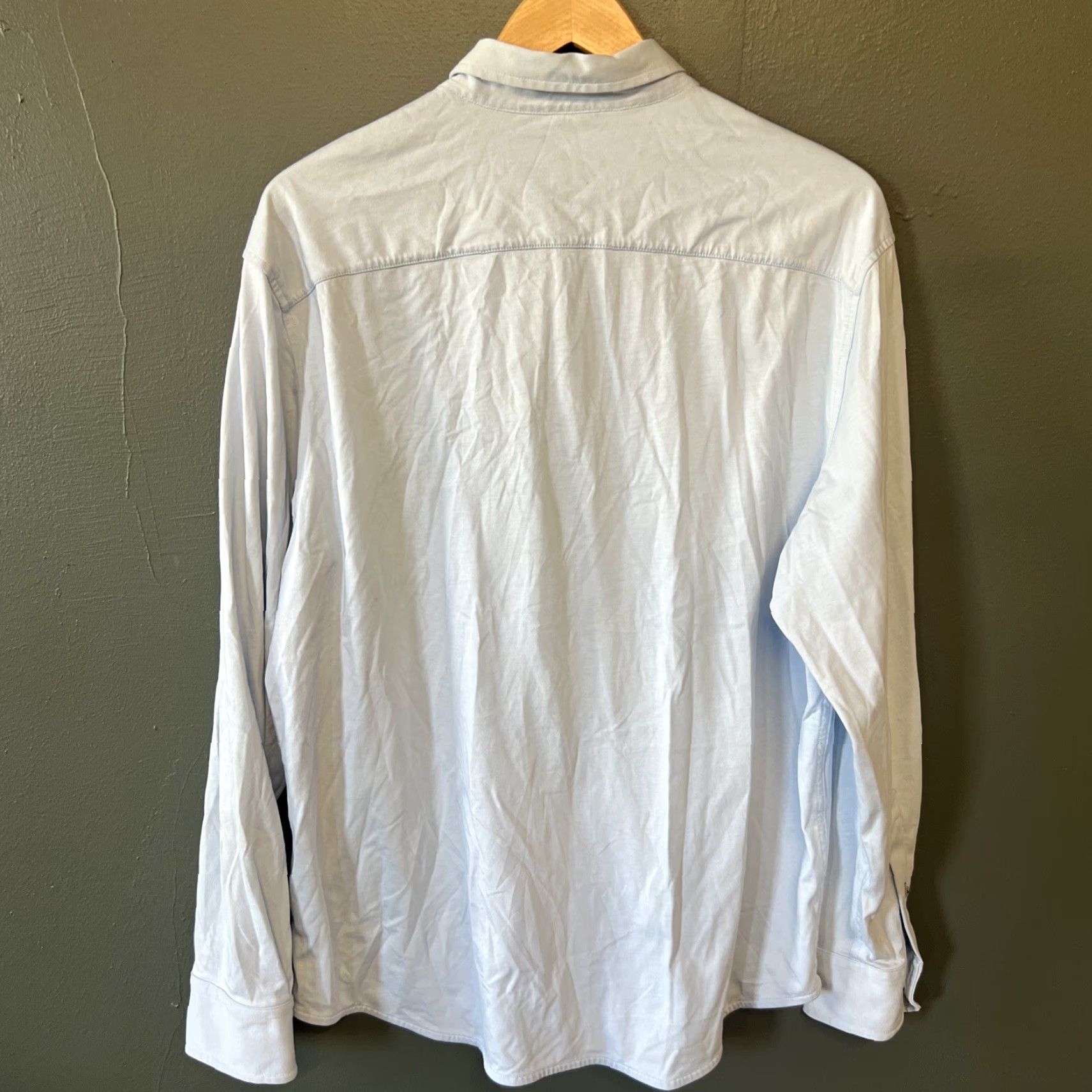 UNTUCKit UNTUCKit Men’s XL Light Blue Long Sleeve Button Up Shirt Size US XL / EU 56 / 4 - 3 Thumbnail