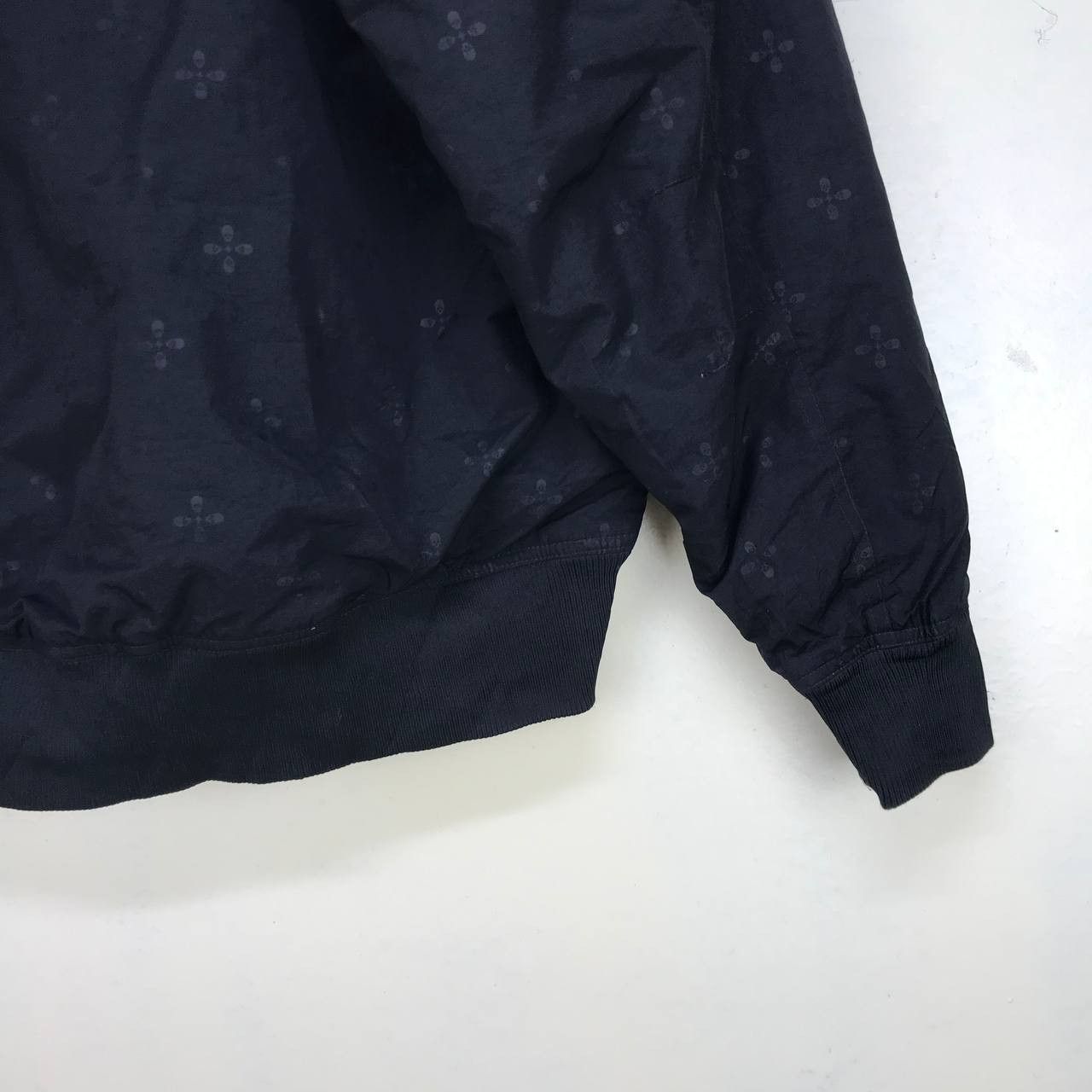 Vans 🔥Vans Off The Wall Skull Full Print Fur Bomber Style Size US S / EU 44-46 / 1 - 11 Thumbnail