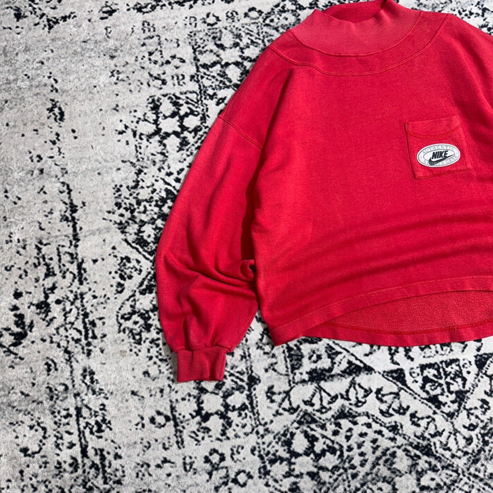 Nike × Vintage Vintage Nike Unisex Red Cotton Crewneck Size S Y2K 90s 80s Size US S / EU 44-46 / 1 - 3 Thumbnail