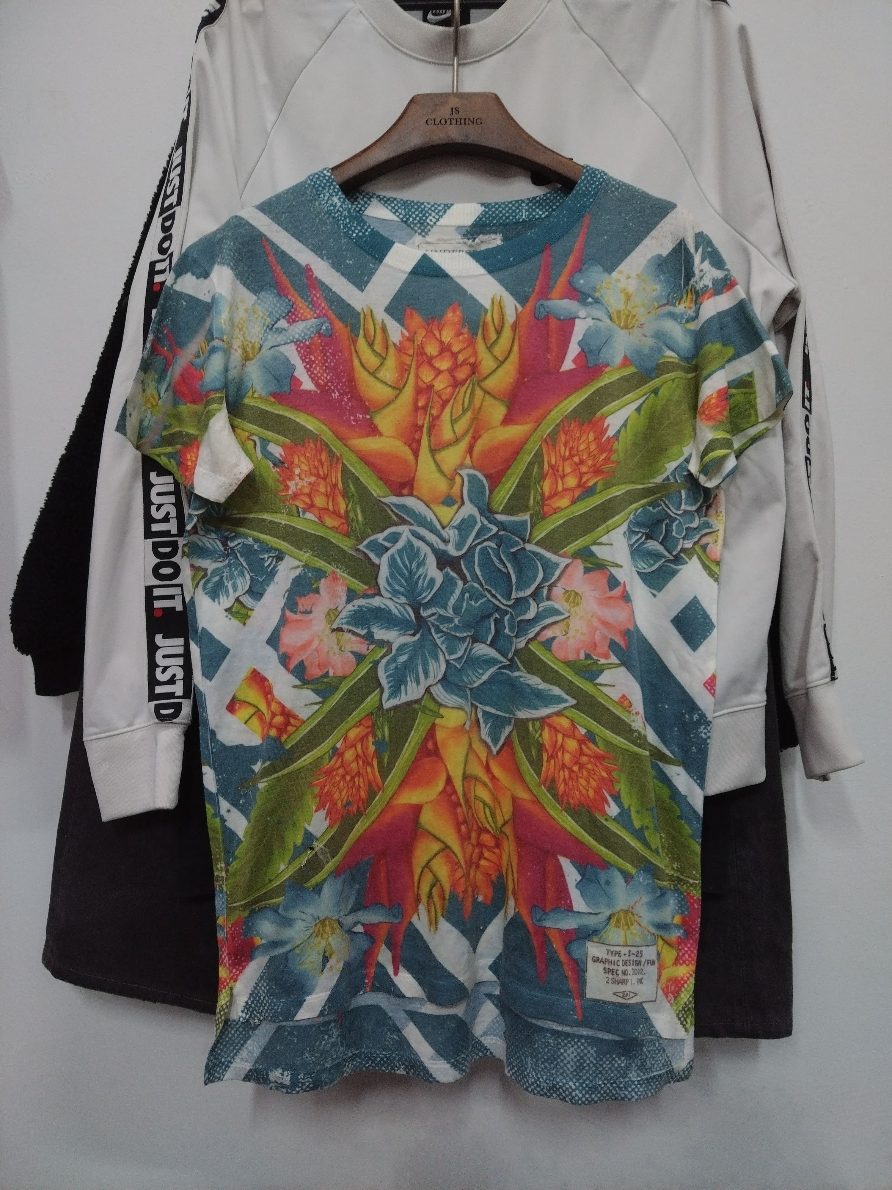 Hysteric Glamour × Japanese Brand 🎉💥 Awesome DESIGN short SLEEVE graphic T SHIRT Size M / US 6-8 / IT 42-44 - 1 Thumbnail