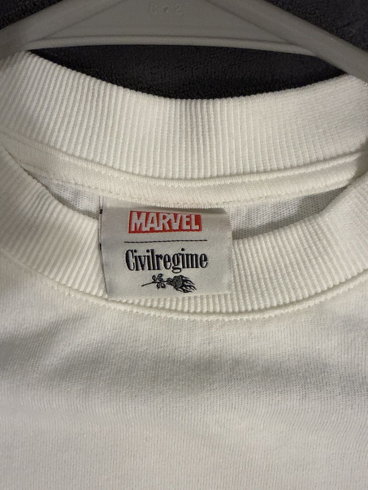 Civil Regime × Marvel Comics Civil Regime x Marvel Spiderman tee size LG Size US L / EU 52-54 / 3 - 4 Thumbnail