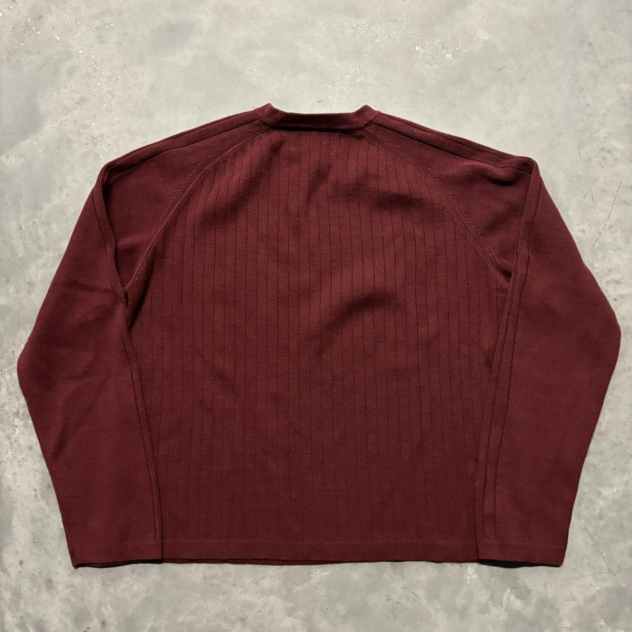 Abercrombie & Fitch × Vintage Crazy Vintage Y2K/2000s Maroon Red Abercrombie & Fitch Essential Sweater! Size US L / EU 52-54 / 3 - 6 Thumbnail