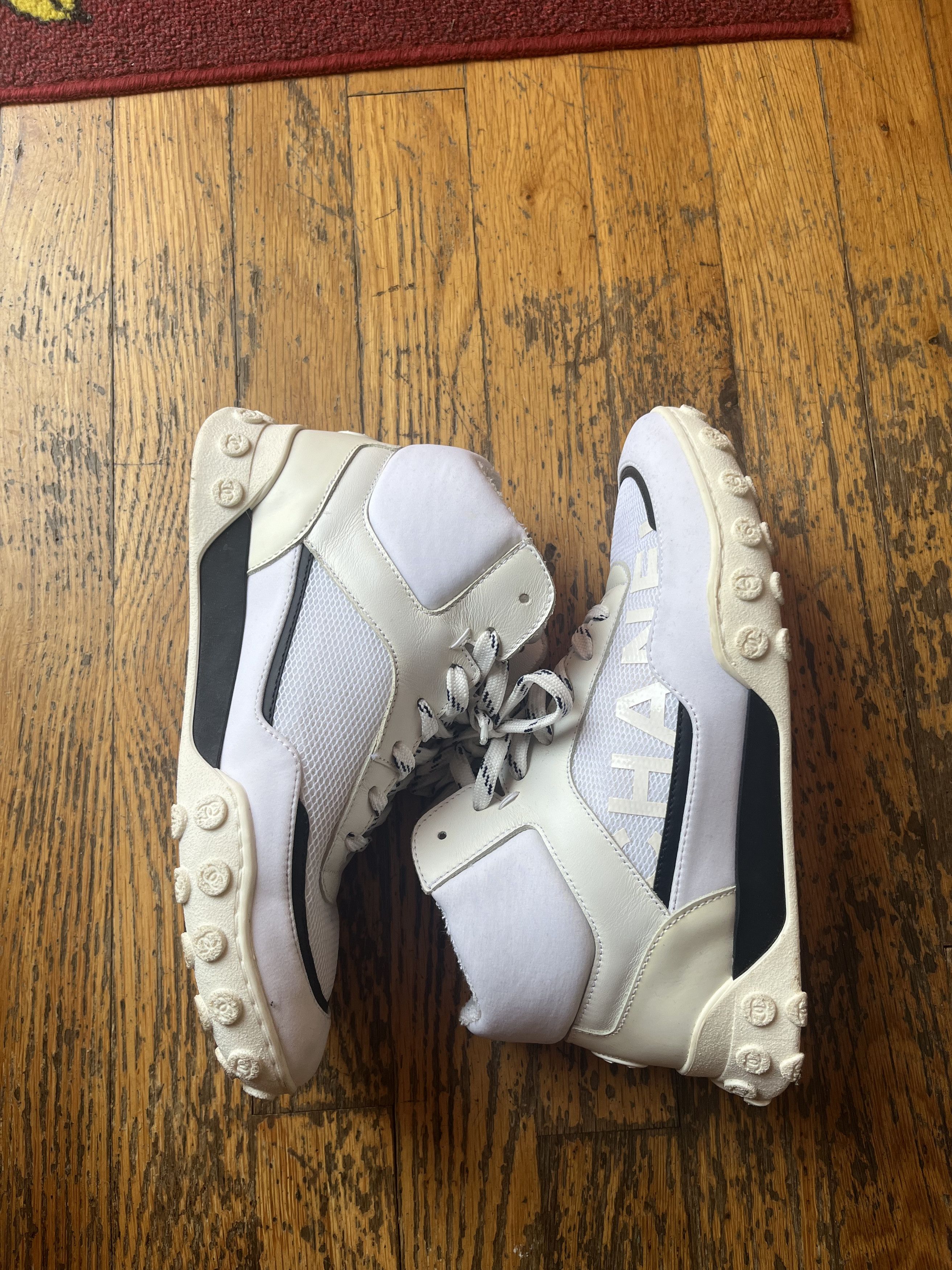 Chanel Chanel High Top B&W Sneakers Size US 6 / IT 36 - 11 Thumbnail