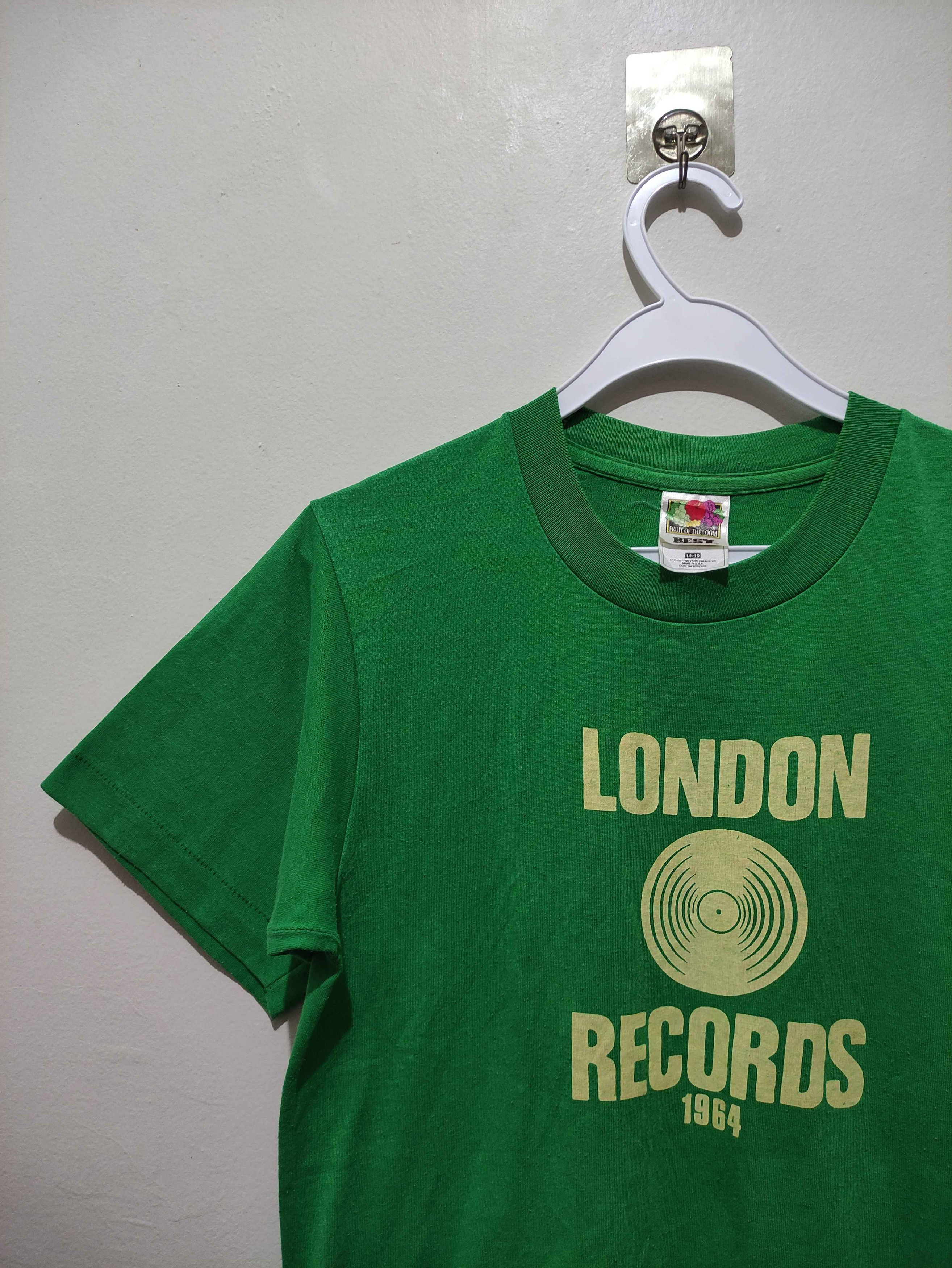 Band Tees Vintage London Records Shirt Size US S / EU 44-46 / 1 - 11 Thumbnail