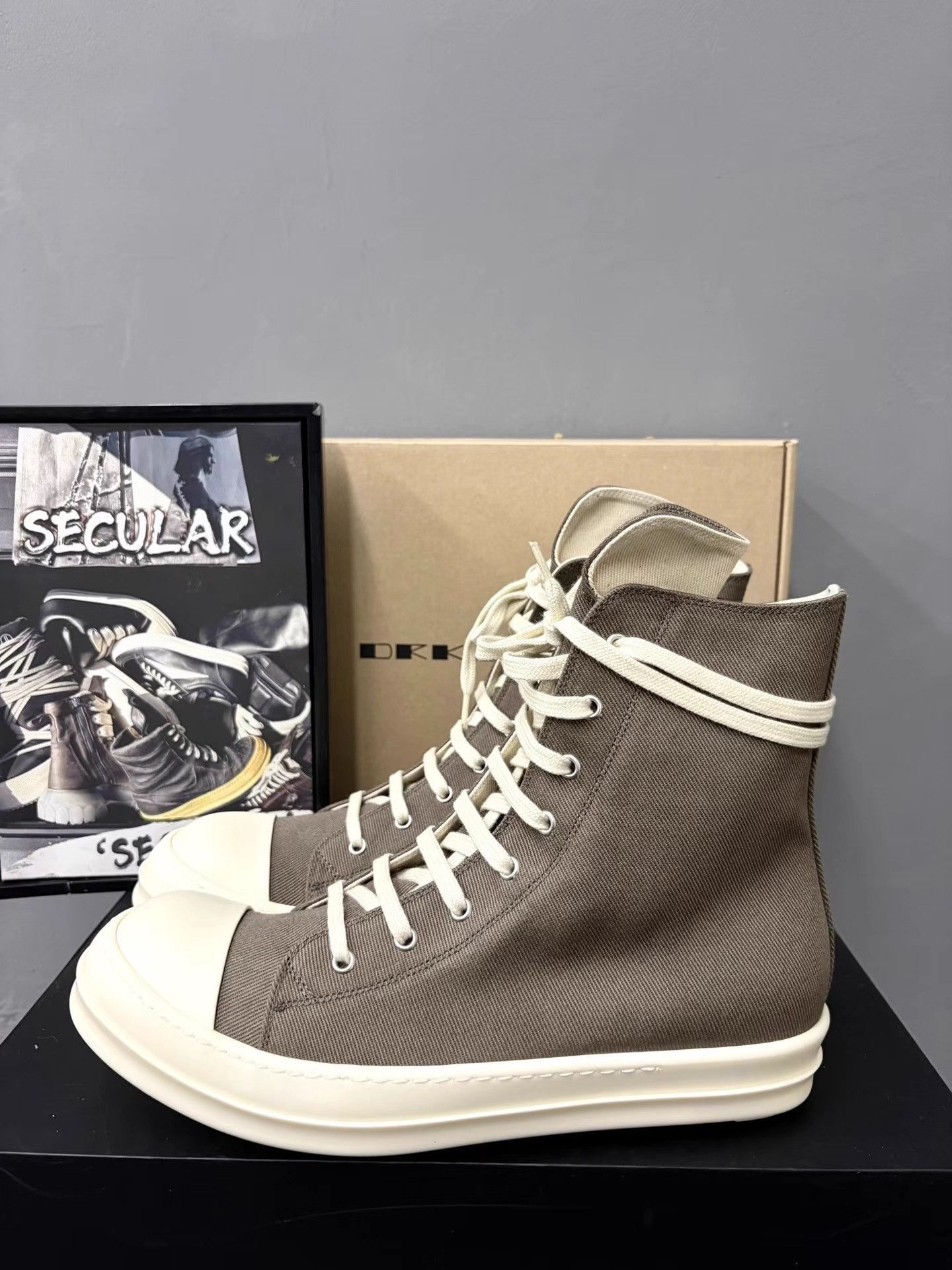 Rick Owens Rick Owens DRKSHDW High-Top Big Converse Sneakers K34 Size US 7 / EU 40 - 2 Thumbnail