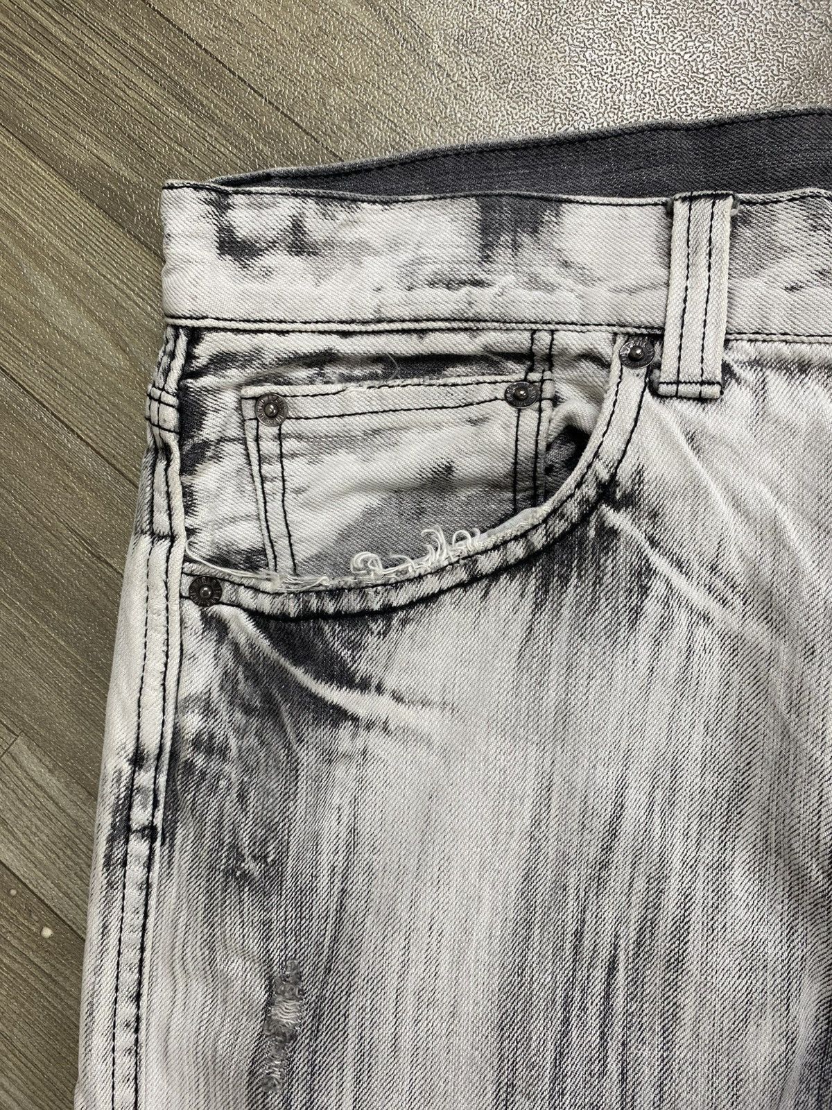 Japanese Brand 2000s Tornado Mart Style Acid Wash Punk Lgb Distressed Jeans Size US 32 / EU 48 - 7 Thumbnail