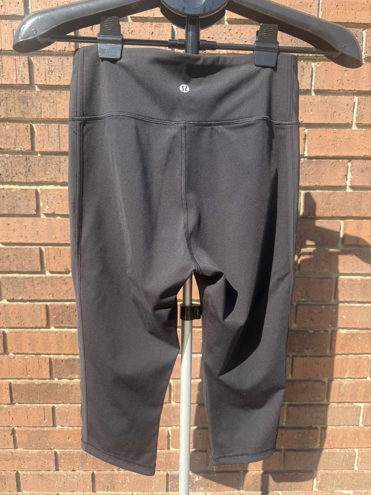 Lululemon Lululemon Align High-Rise Cropped Leggings Black LW6AD8S Size 28" / US 6 / IT 42 - 1 Thumbnail