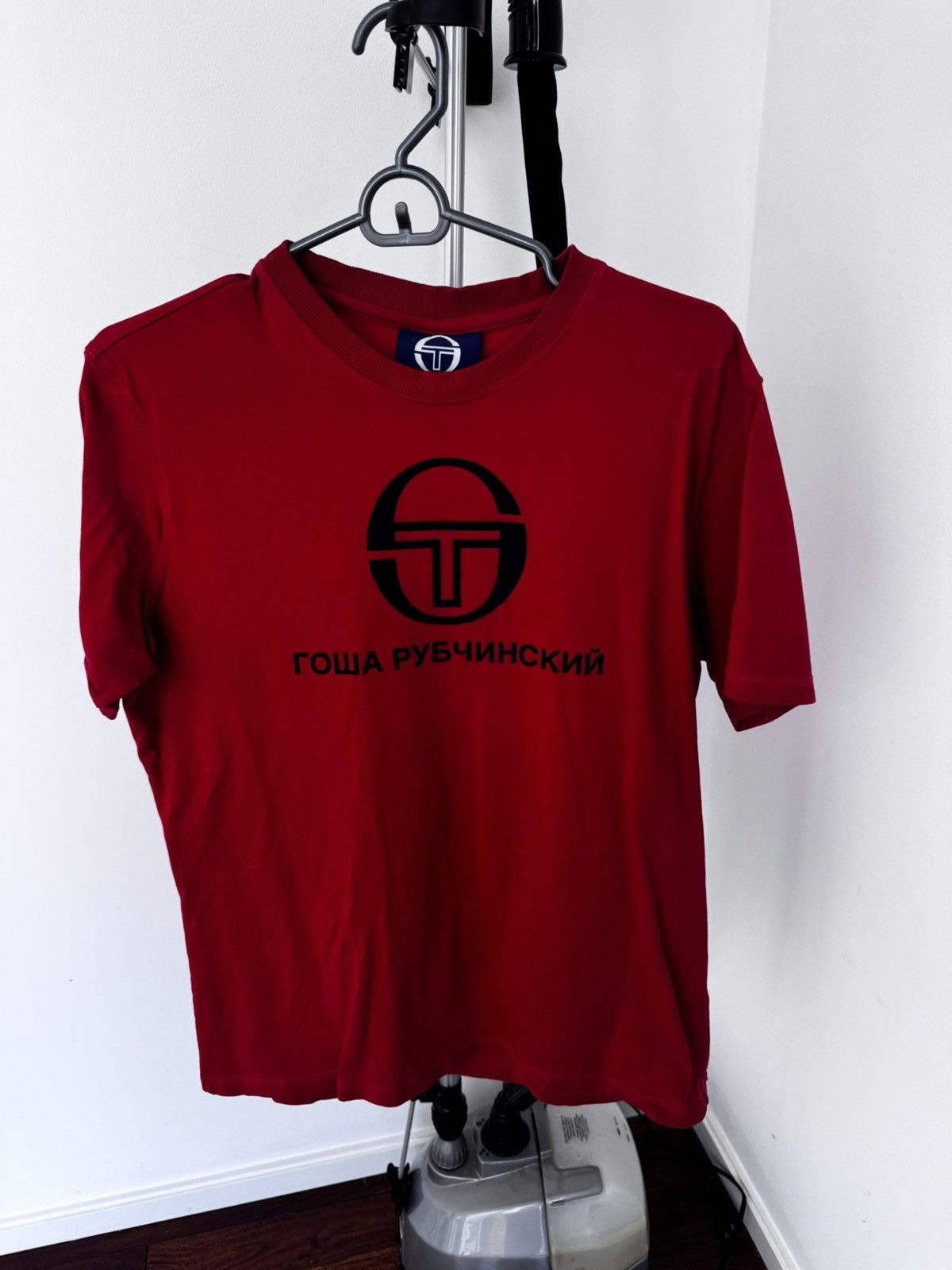 Gosha Rubchinskiy Gosha Red Tee Size US L / EU 52-54 / 3 - 1 Thumbnail