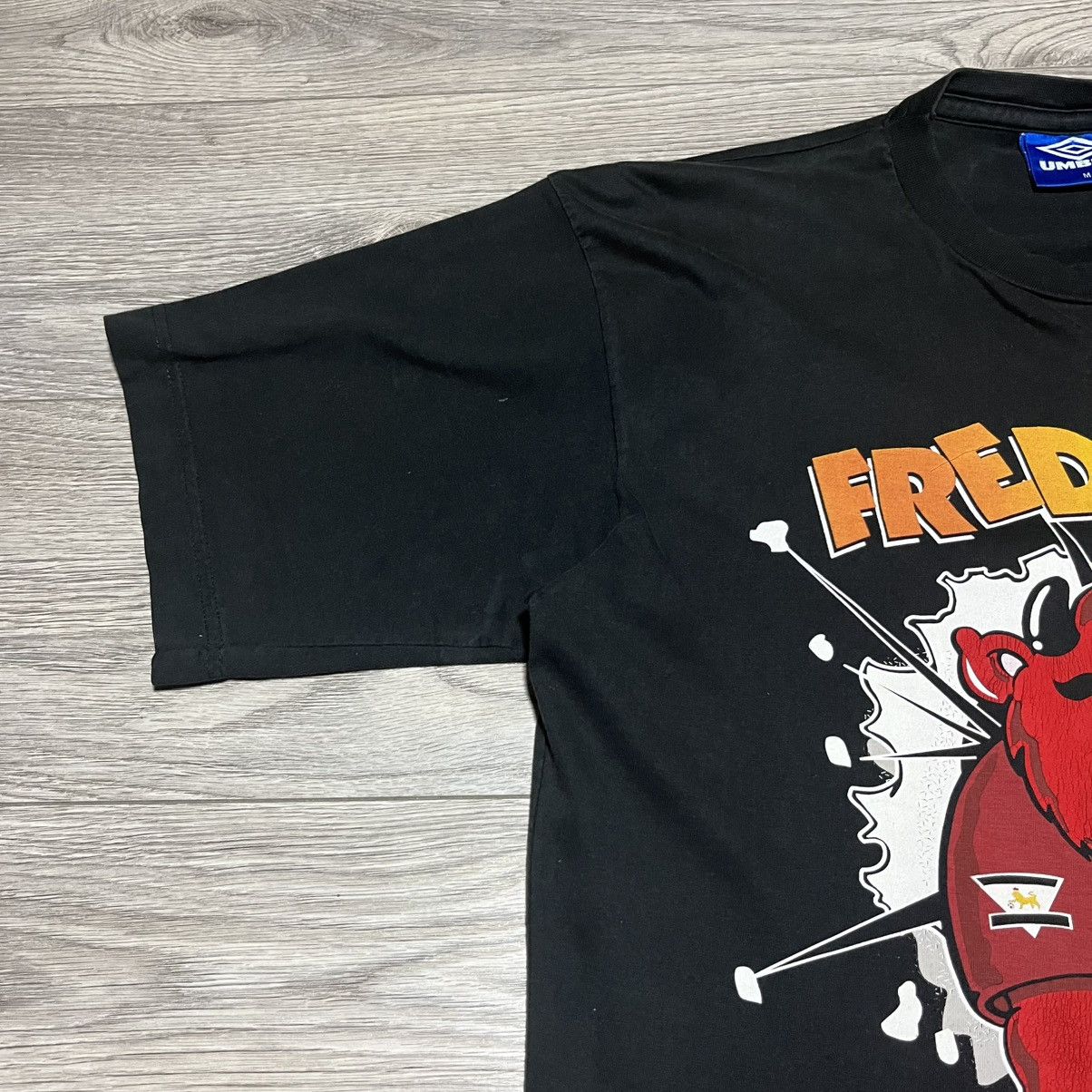 Umbro Vintage 90s Manchester United “Fred The Red Devil” T-shirt Size US M / EU 48-50 / 2 - 2 Thumbnail