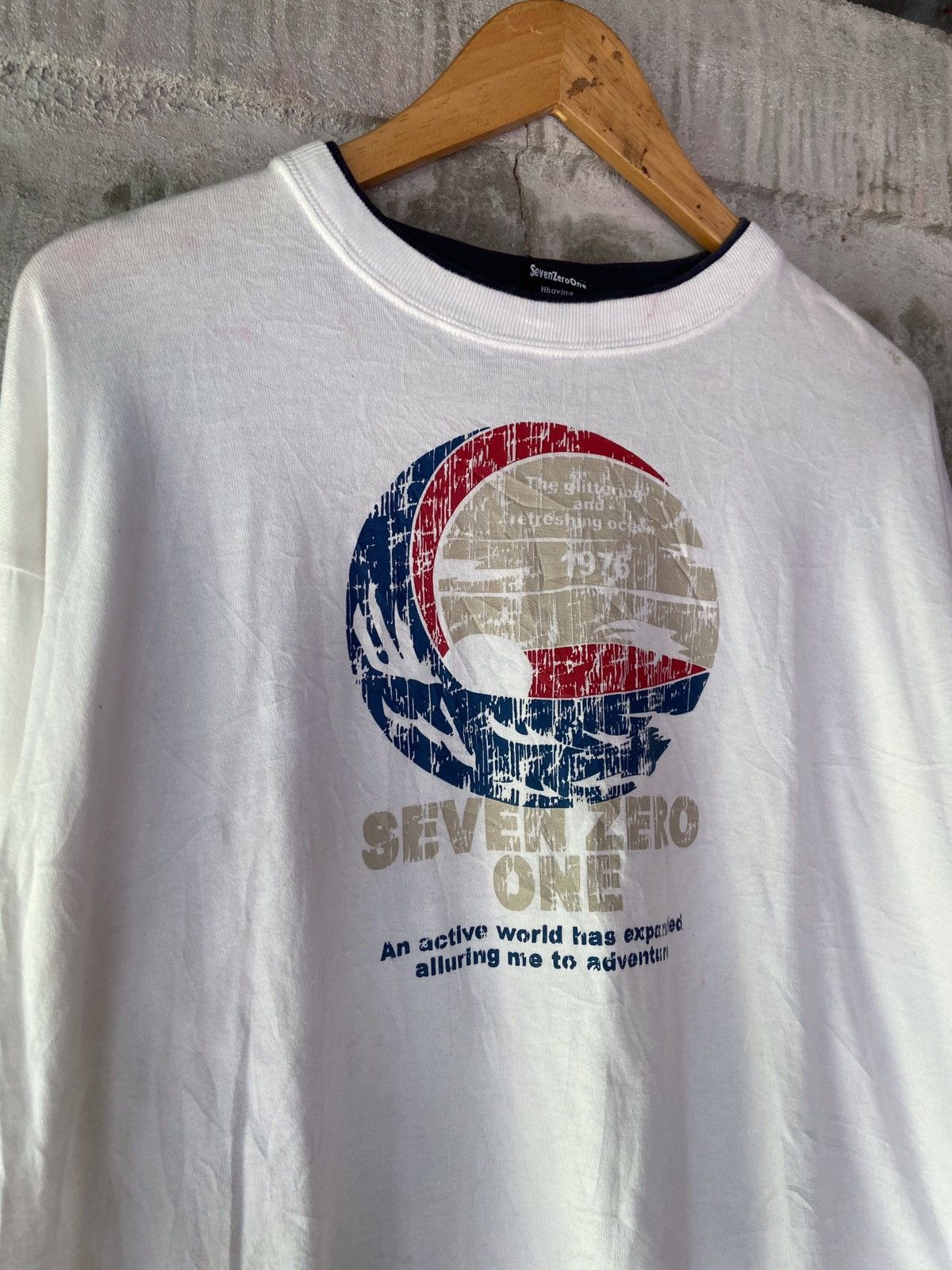Japanese Brand WORLD HAS EXPANDED ALLURING ME TO ADVENTURE LONG SLEEVE Size US M / EU 48-50 / 2 - 5 Thumbnail