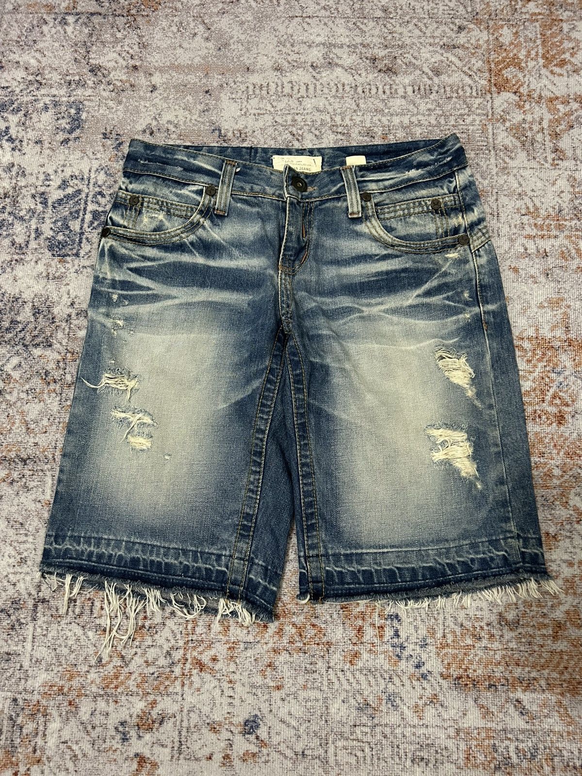 If Six Was Nine Lolita Distressed Doublle Pocket back Short Jeans Size US 33 - 3 Thumbnail
