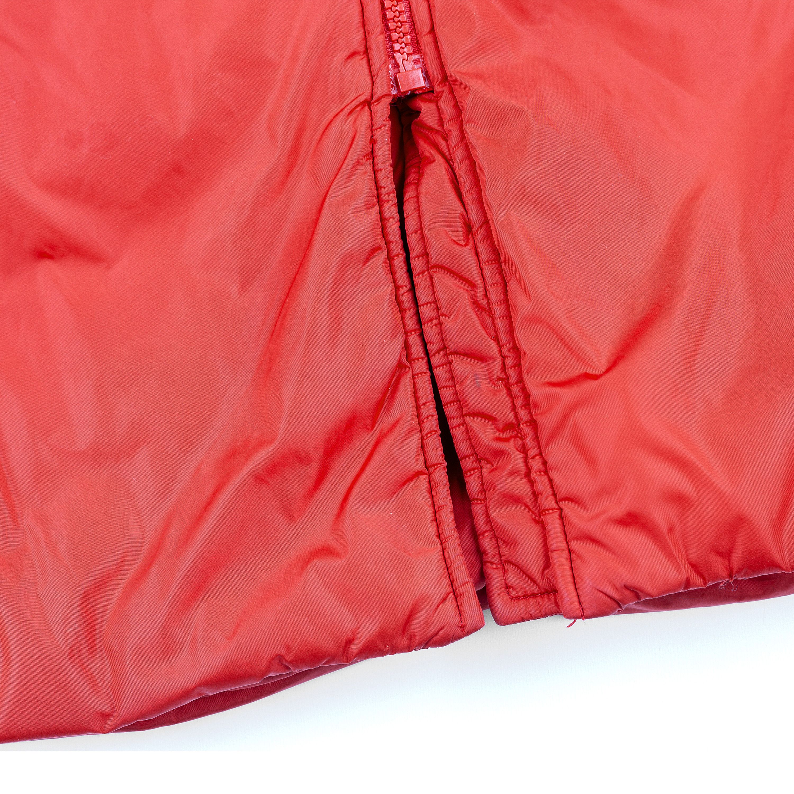 Prada Prada Vintage Red Puffer Jacket (L) Size L / US 10 / IT 46 - 3 Thumbnail