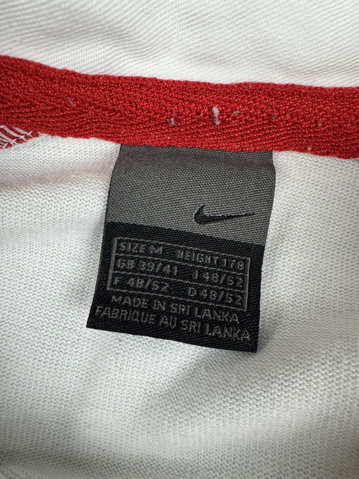 Nike Vintage 2003 Nike England rugby World Cup center swoosh polo Size US M / EU 48-50 / 2 - 11 Thumbnail