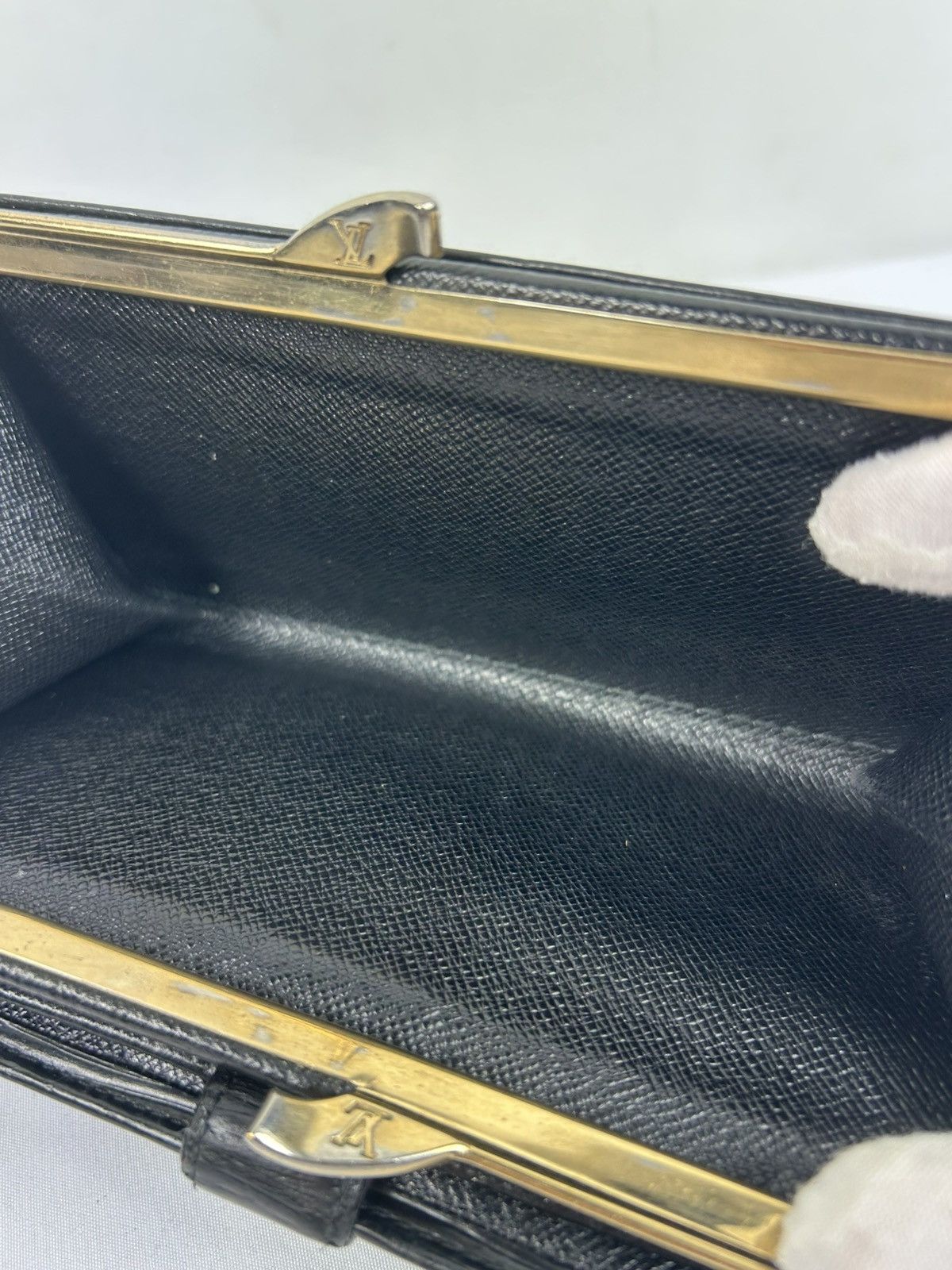 Louis Vuitton Louis Vuitton EPI Long Wallet Size ONE SIZE - 7 Thumbnail