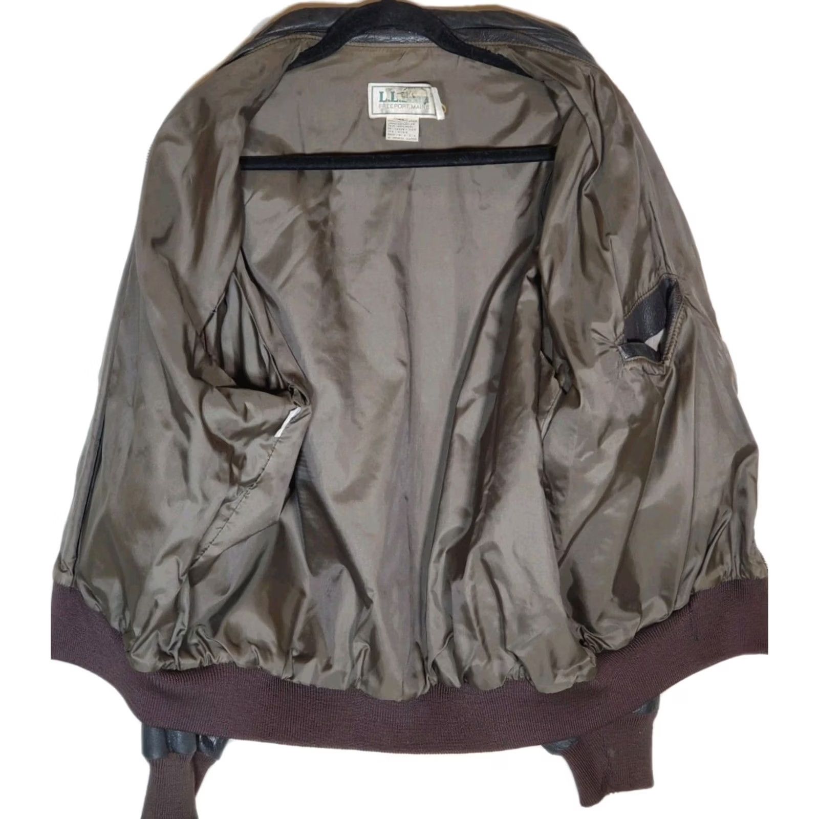 Vintage VINTAGE L.L.Bean Goatskin Leather A2 Flight Bomber Jacket 07016 Dark Brown Men's 44 Size US S / EU 44-46 / 1 - 3 Thumbnail