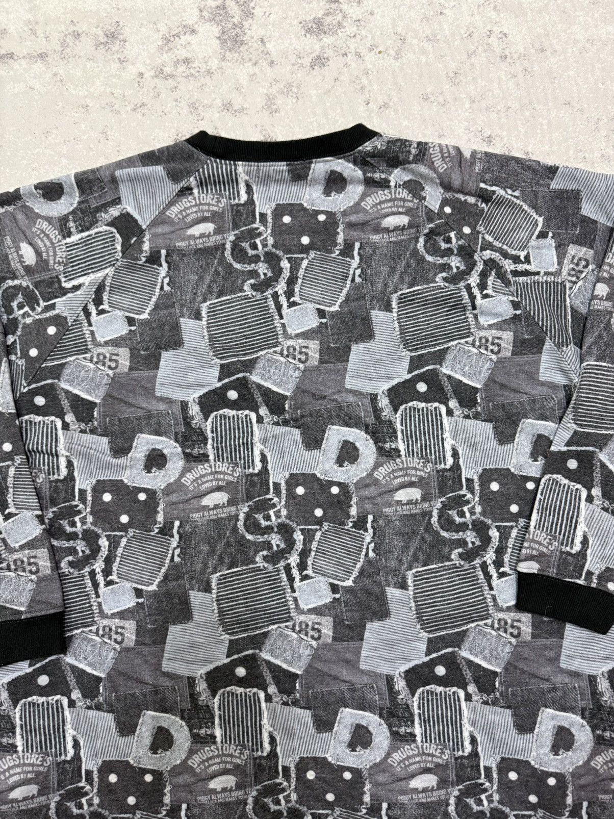 Japanese Brand DRUG STORE ALLOVEPRINT POCKET SWEATSHIRT Size US XL / EU 56 / 4 - 12 Thumbnail