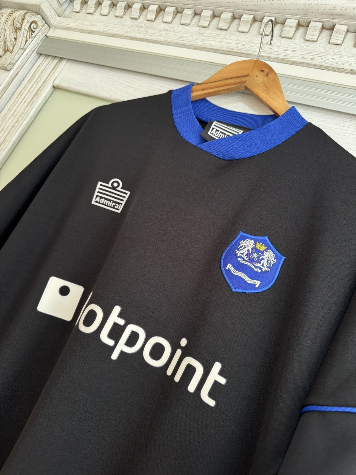 Vintage Vintage Peterborough United 2004-2005 Away Soccer Jersey Kit Size US XL / EU 56 / 4 - 6 Thumbnail